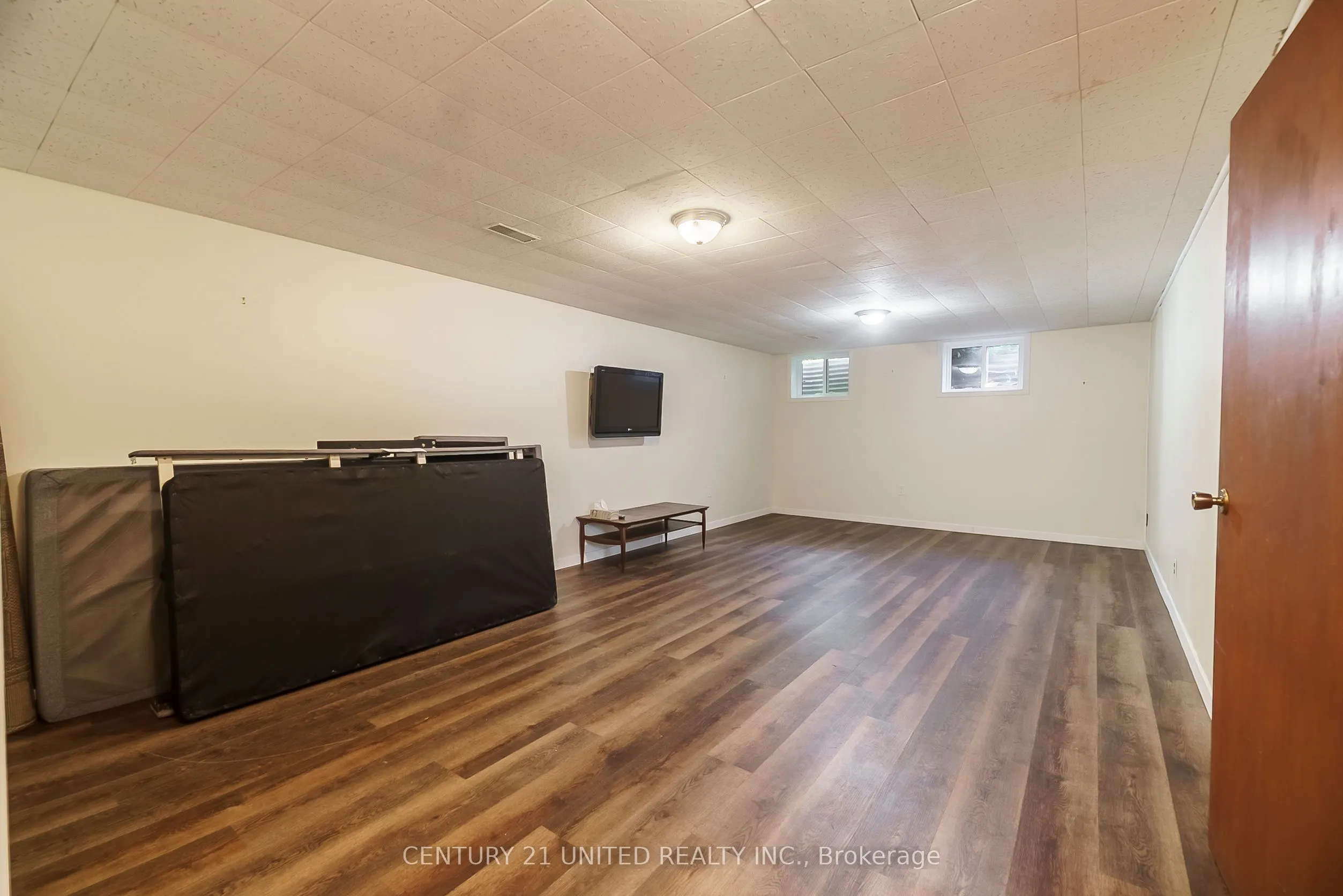 1246 Franklin Drive