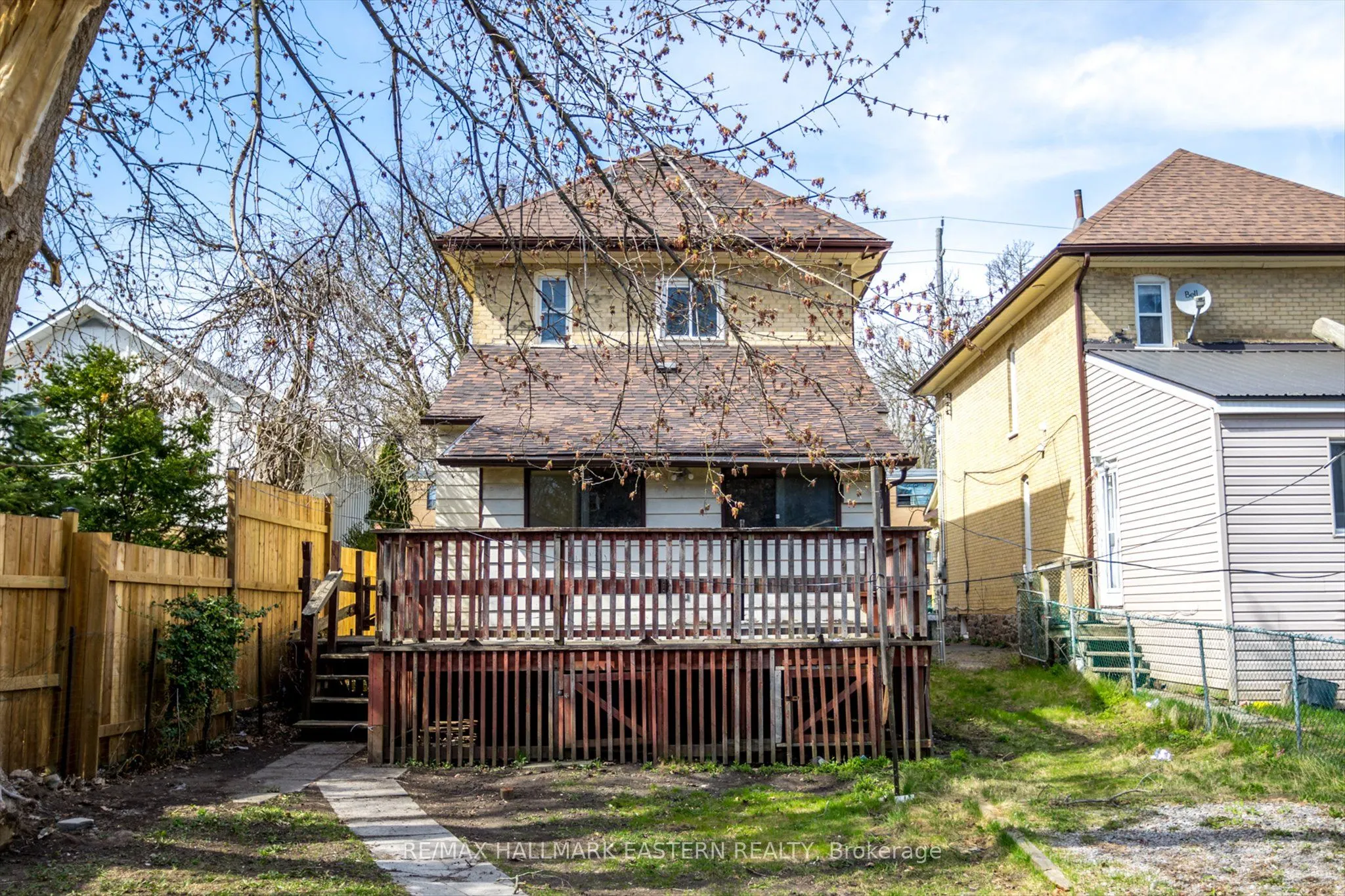 299 McDonnel Street