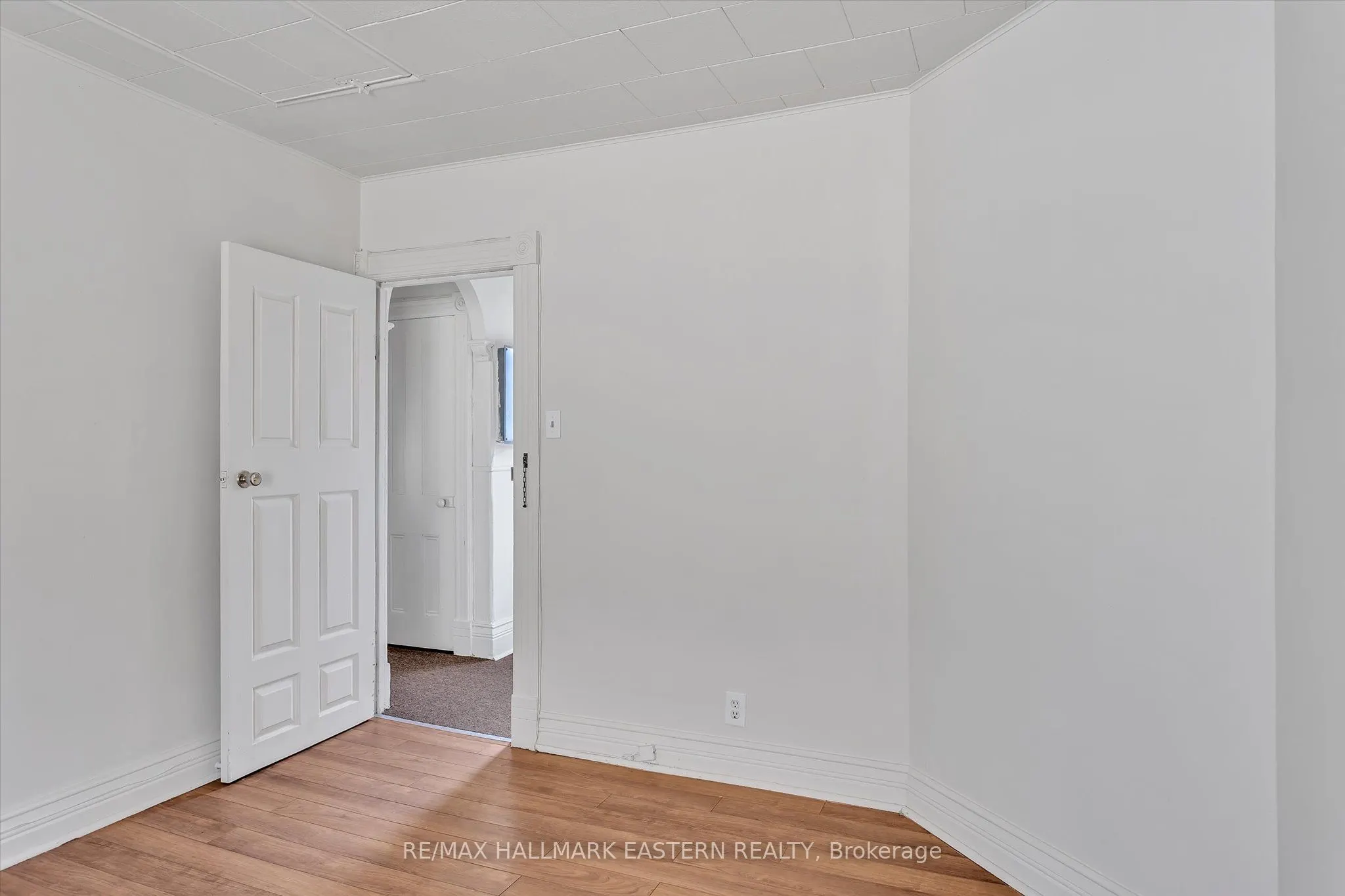 299 McDonnel Street