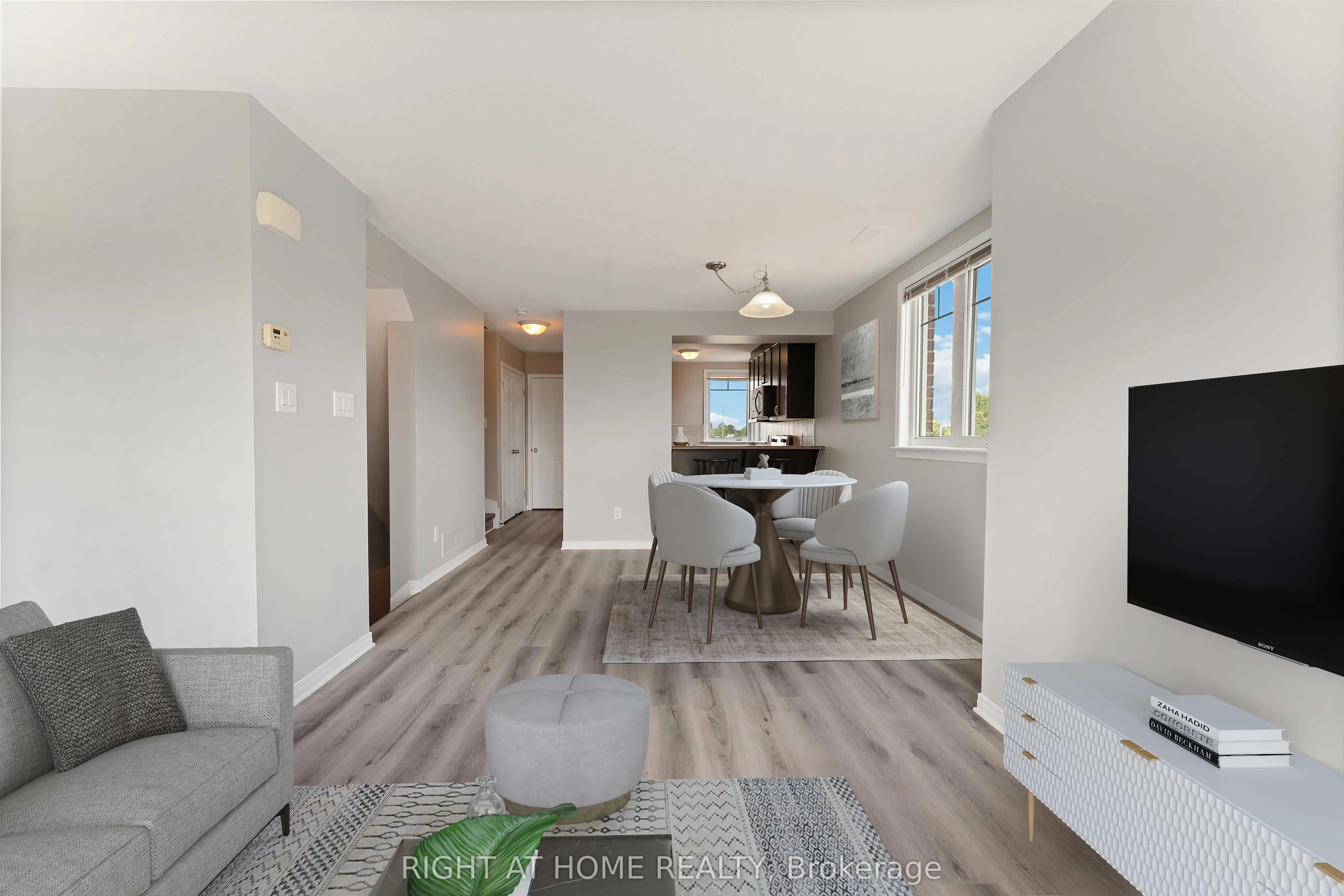250 Espin Heights