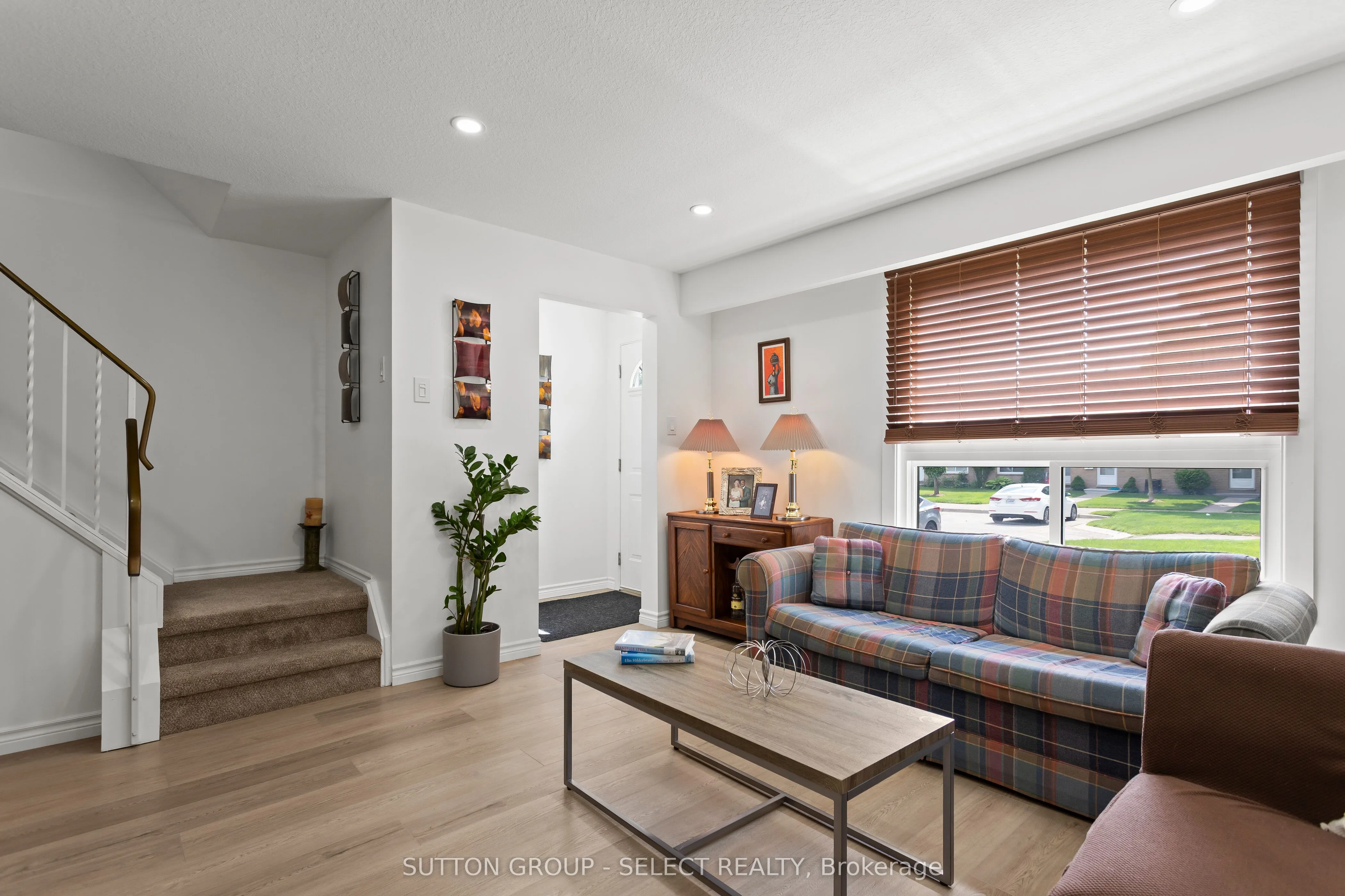 40 TIFFANY Drive, #64
