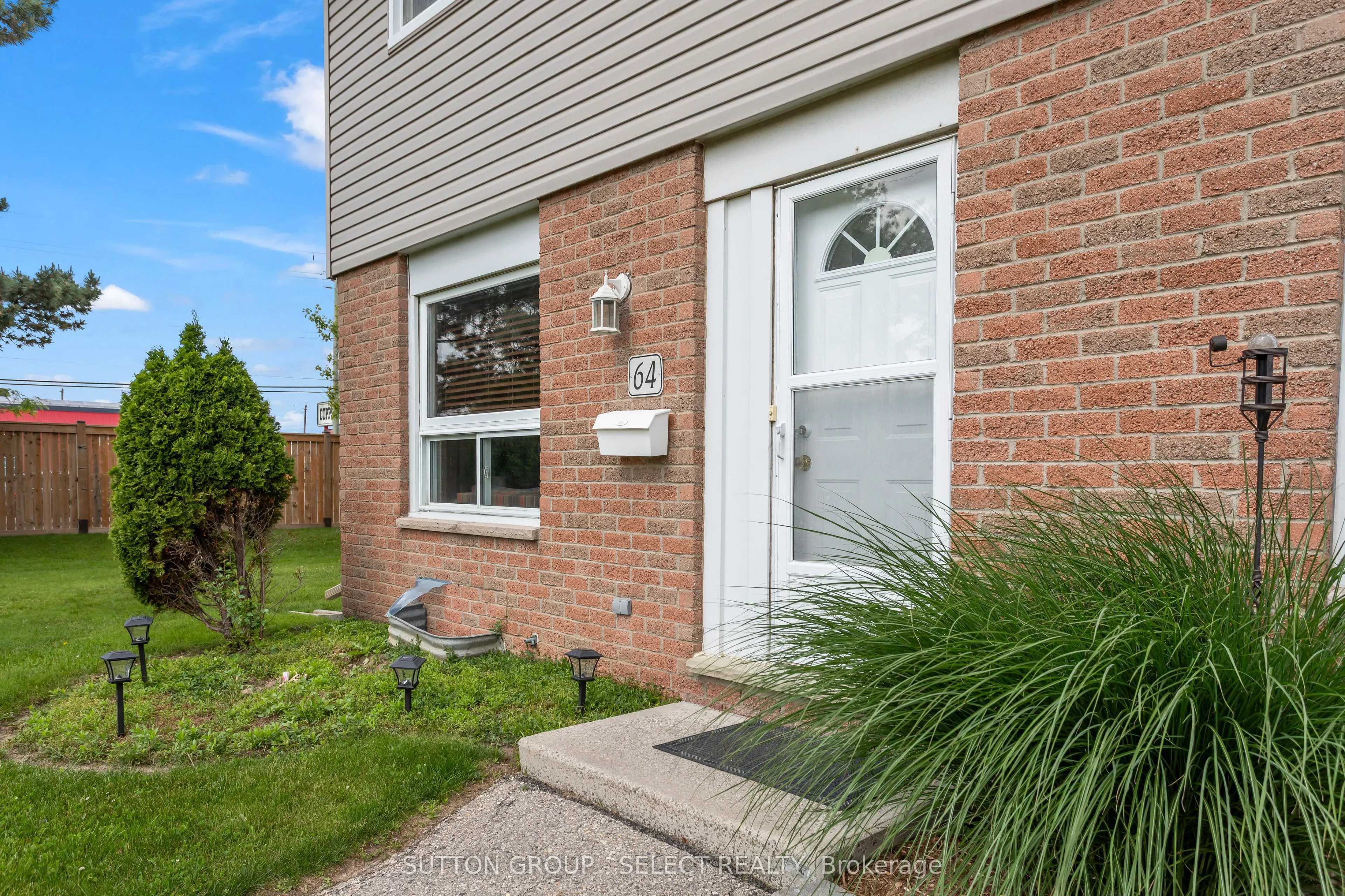 40 TIFFANY Drive, #64