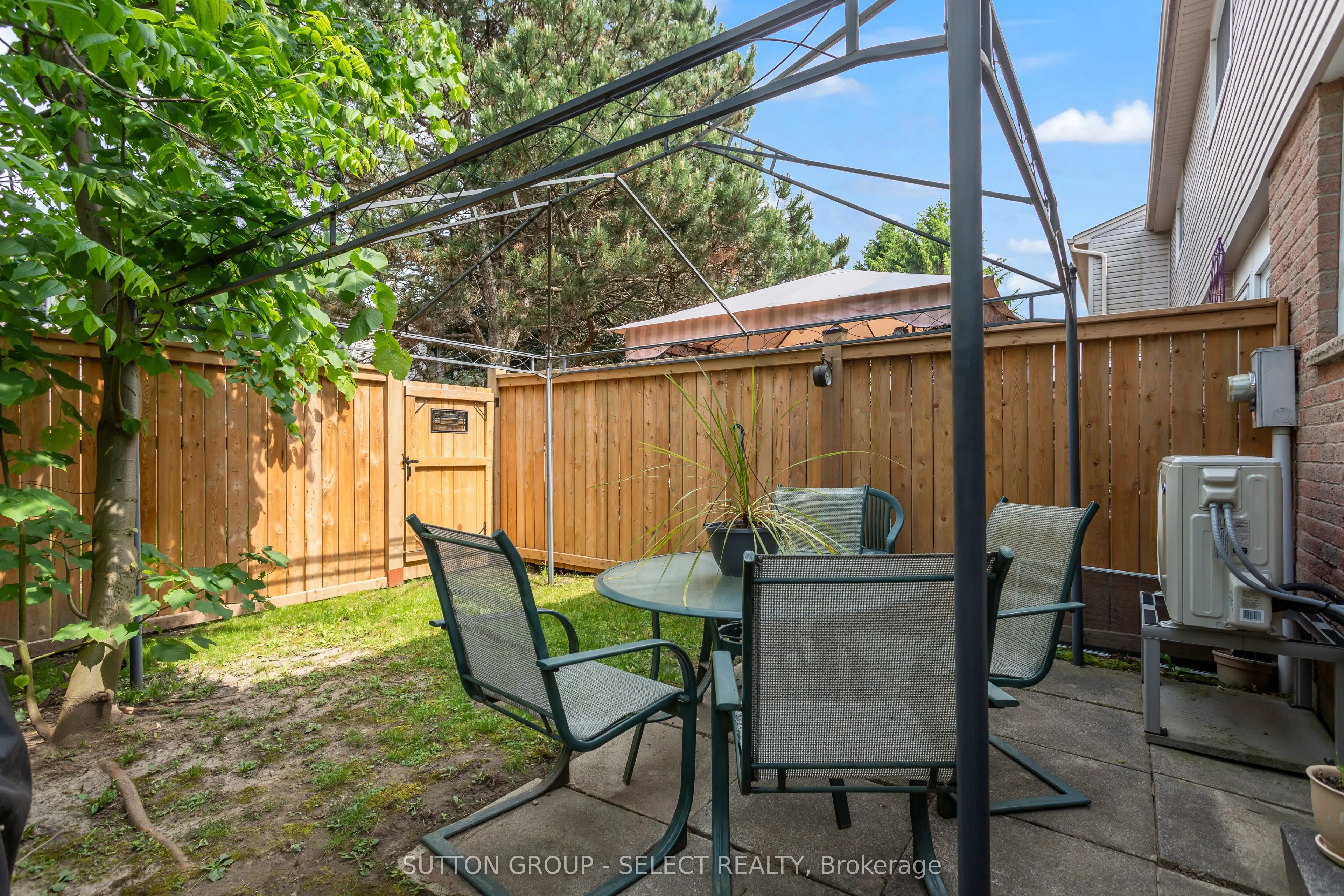 40 TIFFANY Drive, #64