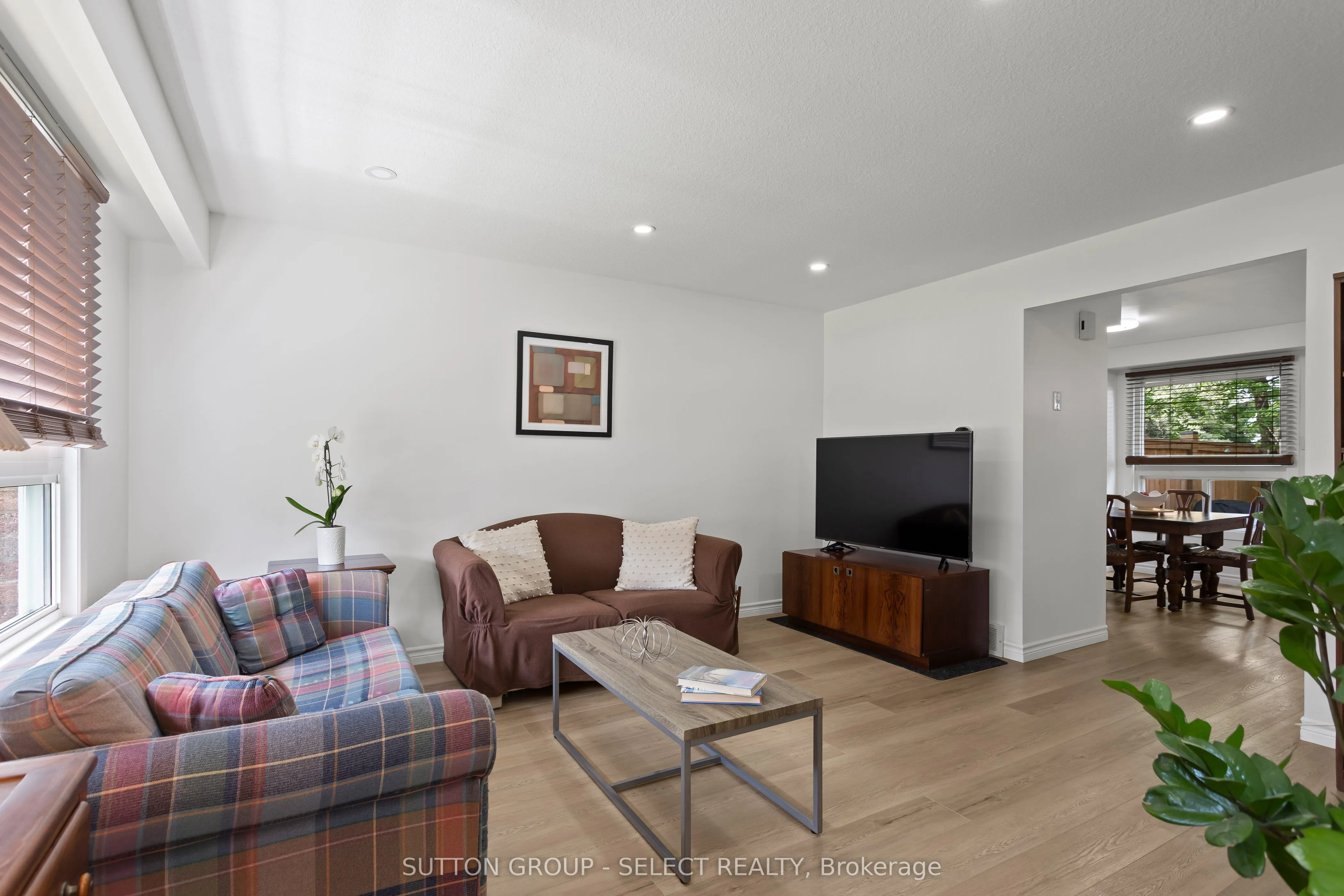 40 TIFFANY Drive, #64