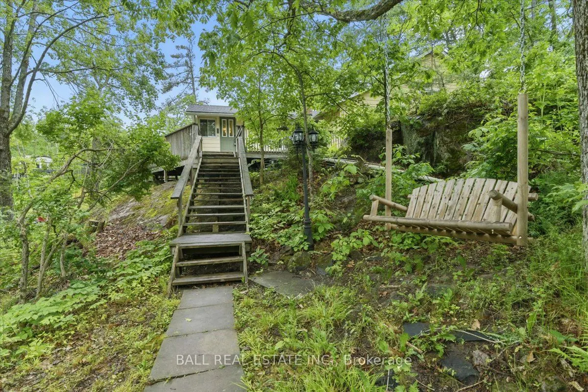 3559 Harbour Point Lane
