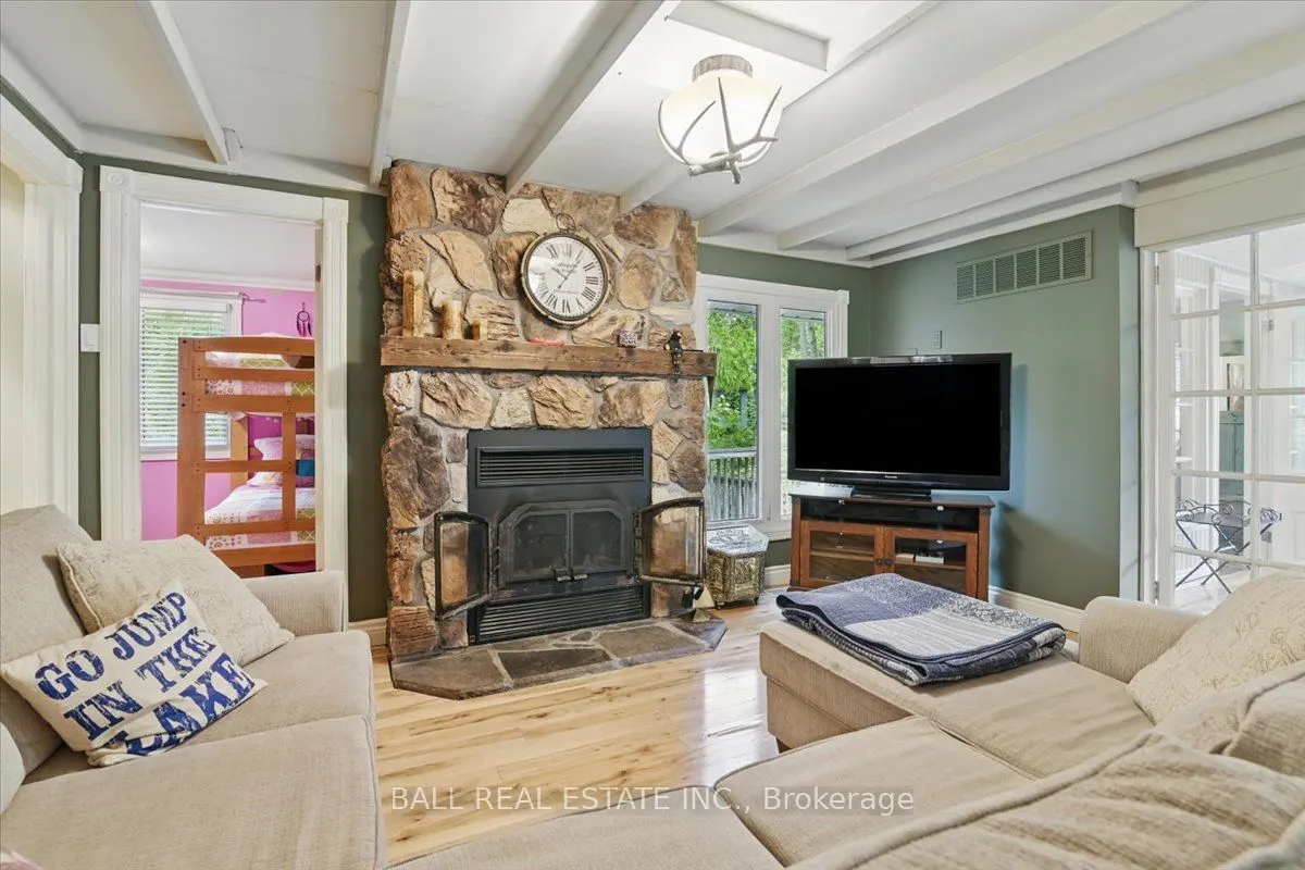 3559 Harbour Point Lane