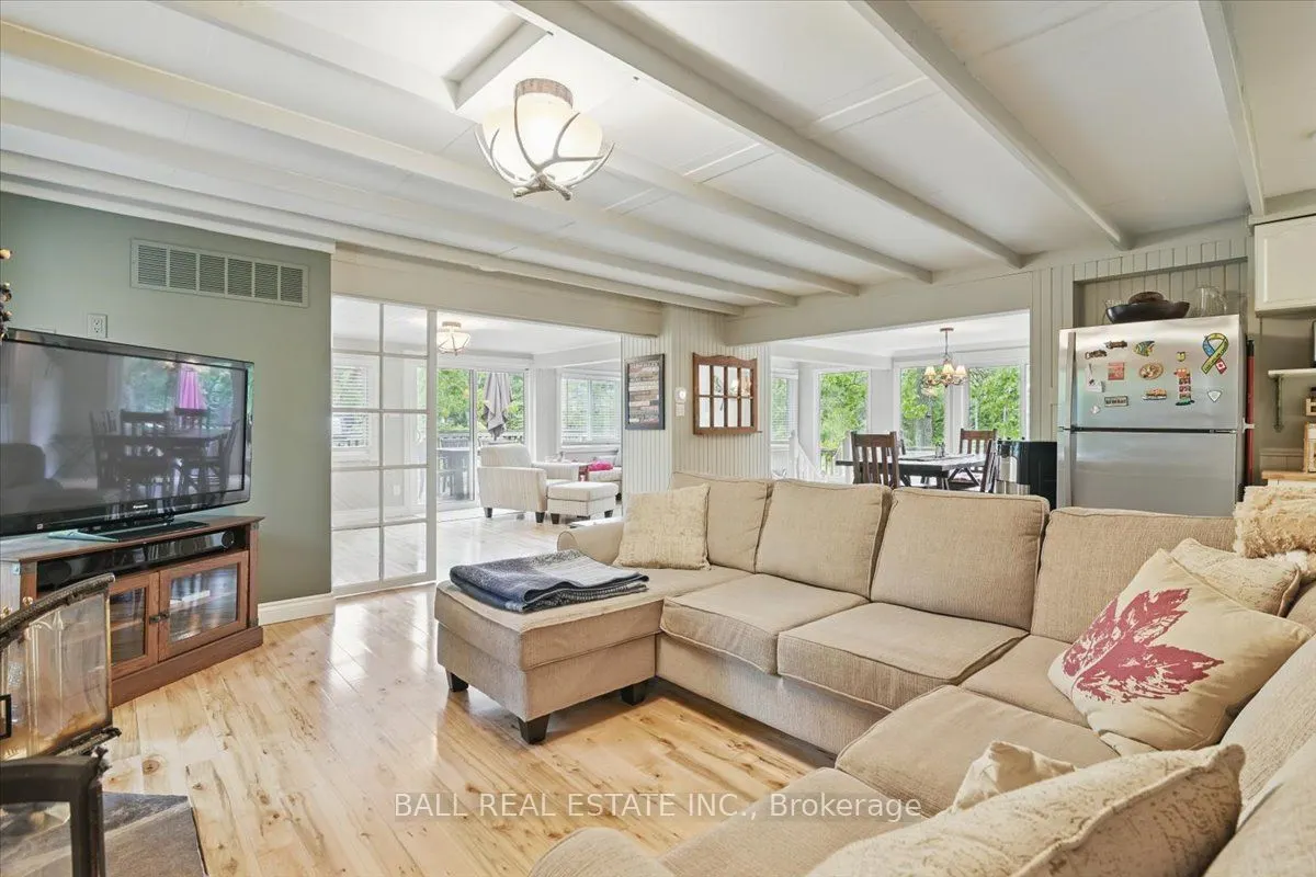 3559 Harbour Point Lane