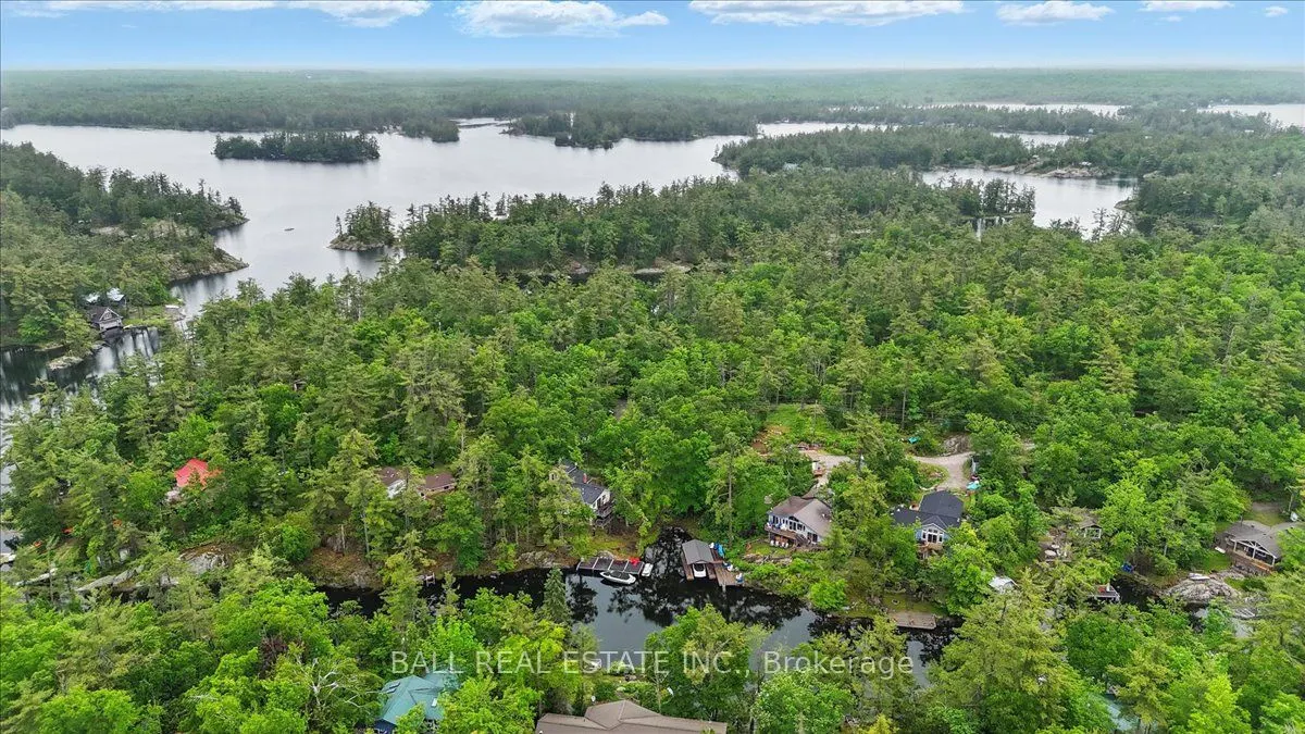 3559 Harbour Point Lane