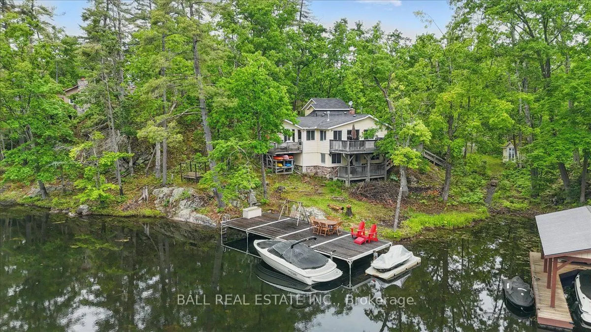 3559 Harbour Point Lane