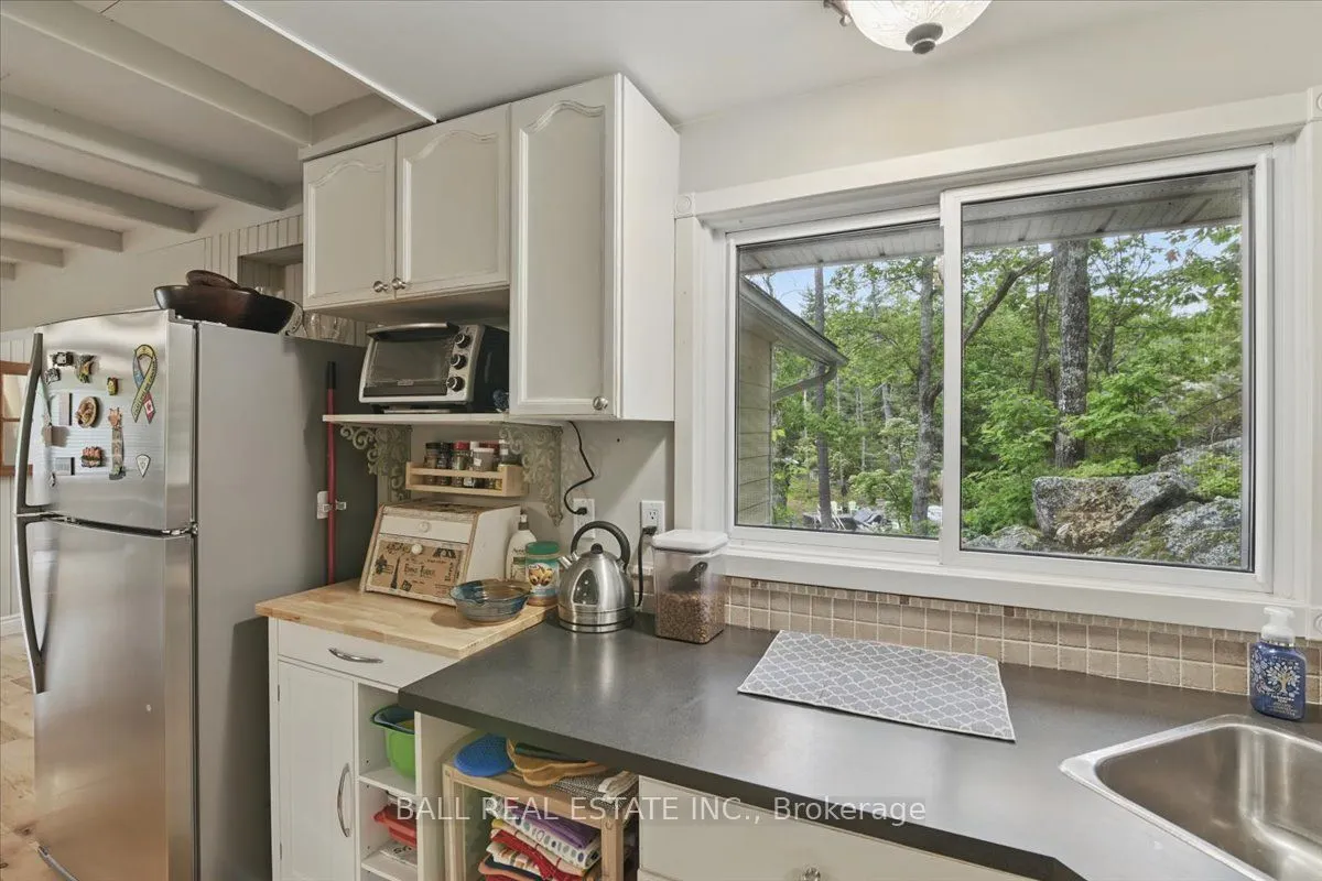 3559 Harbour Point Lane