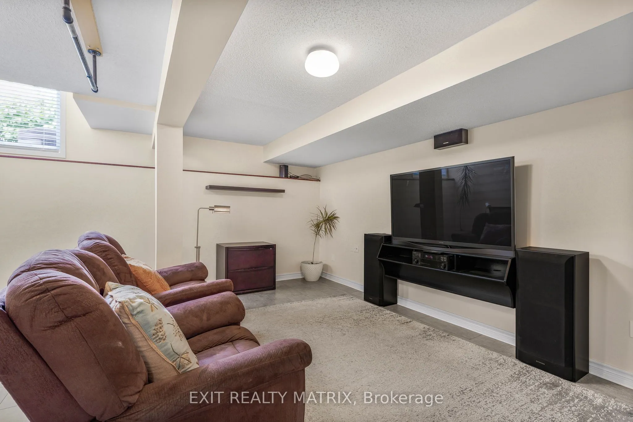 1503 Briarfield Crescent