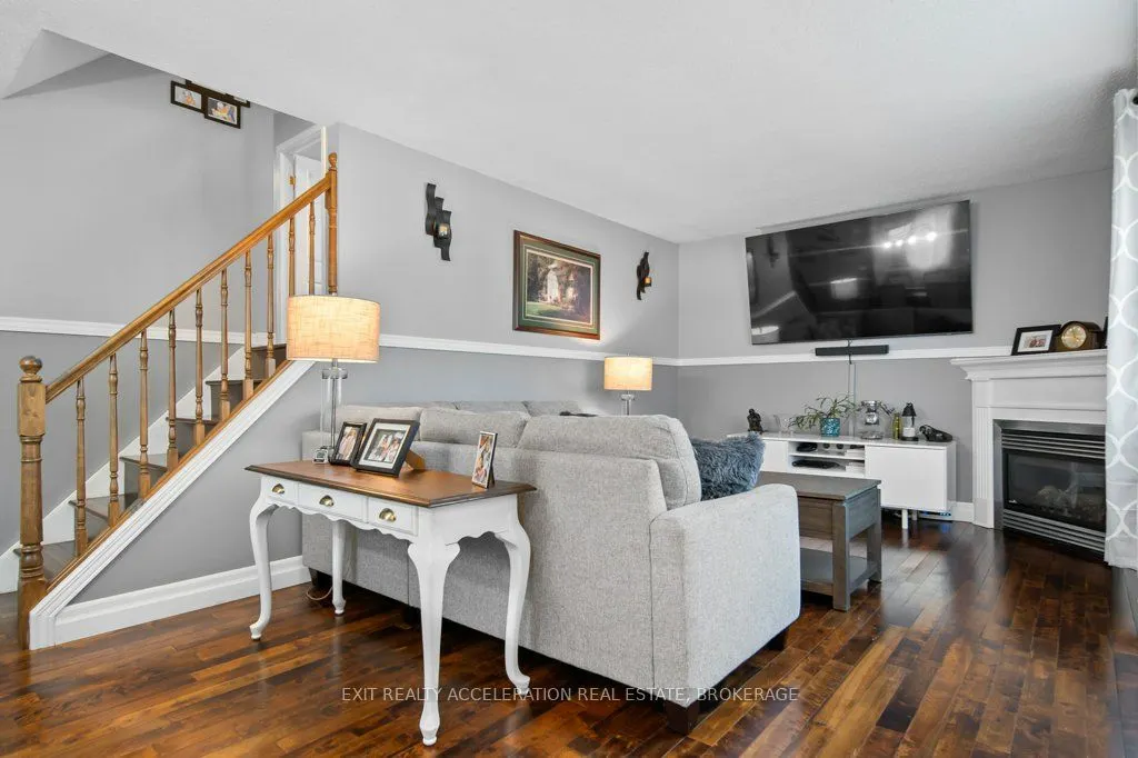 472 Camden Road