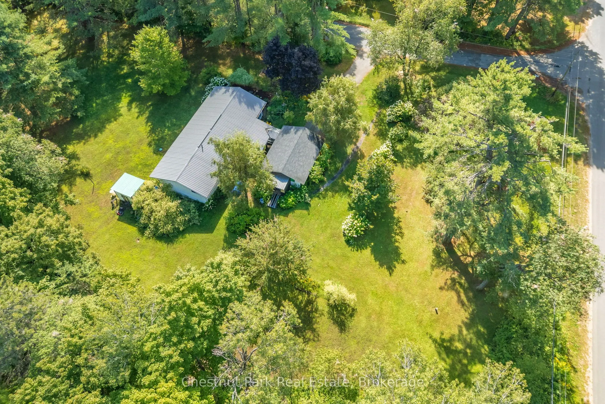 1047 Naismith Road E