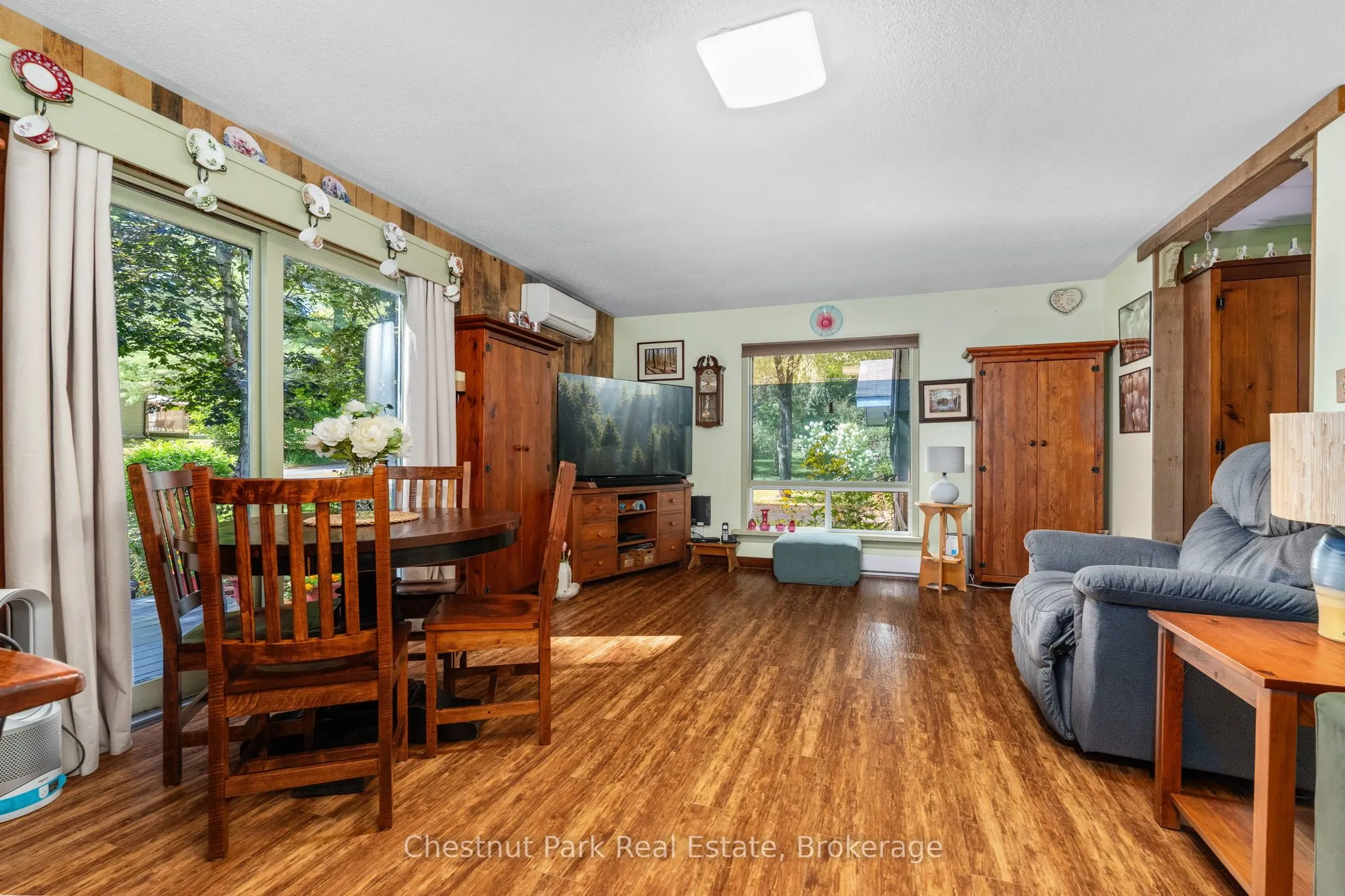 1047 Naismith Road E