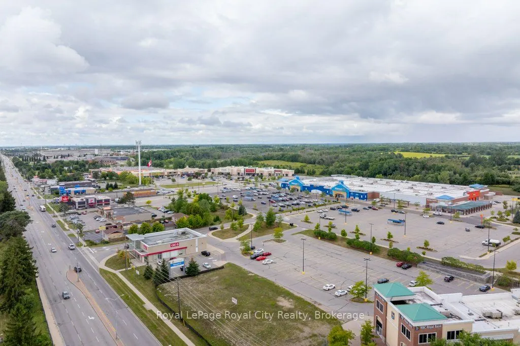 19 Woodlawn Road E, #511
