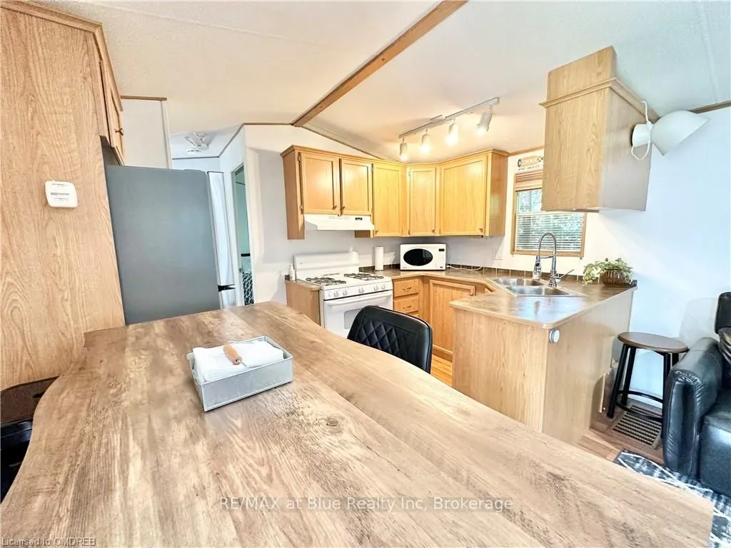7489 SIDEROAD 5 E, #E7