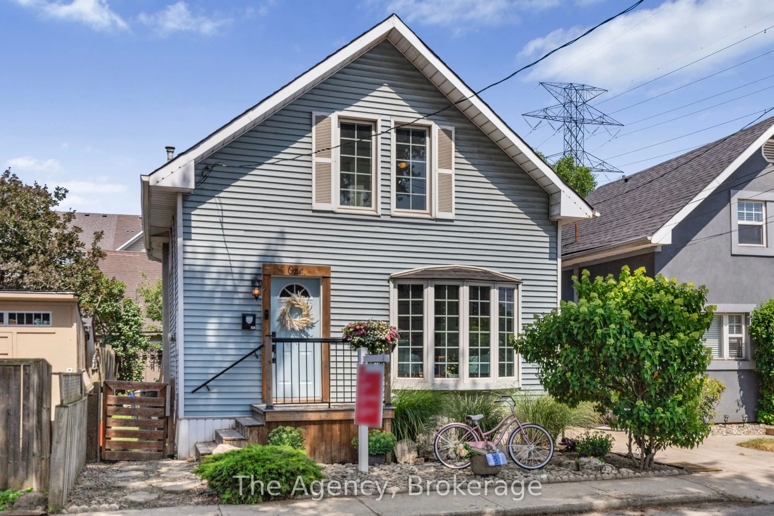 1 Mareve Avenue