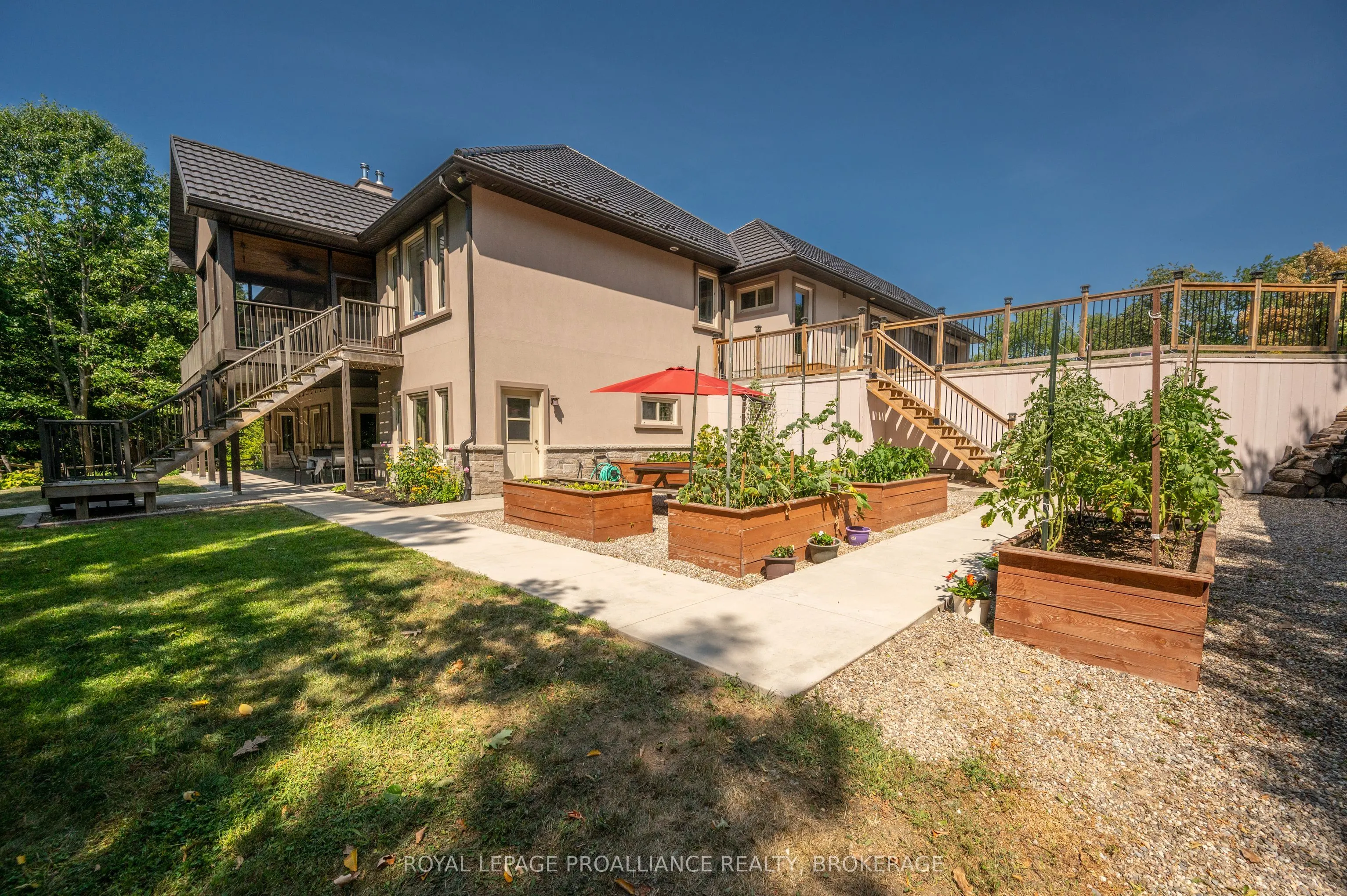 4671 Verona Sands Road