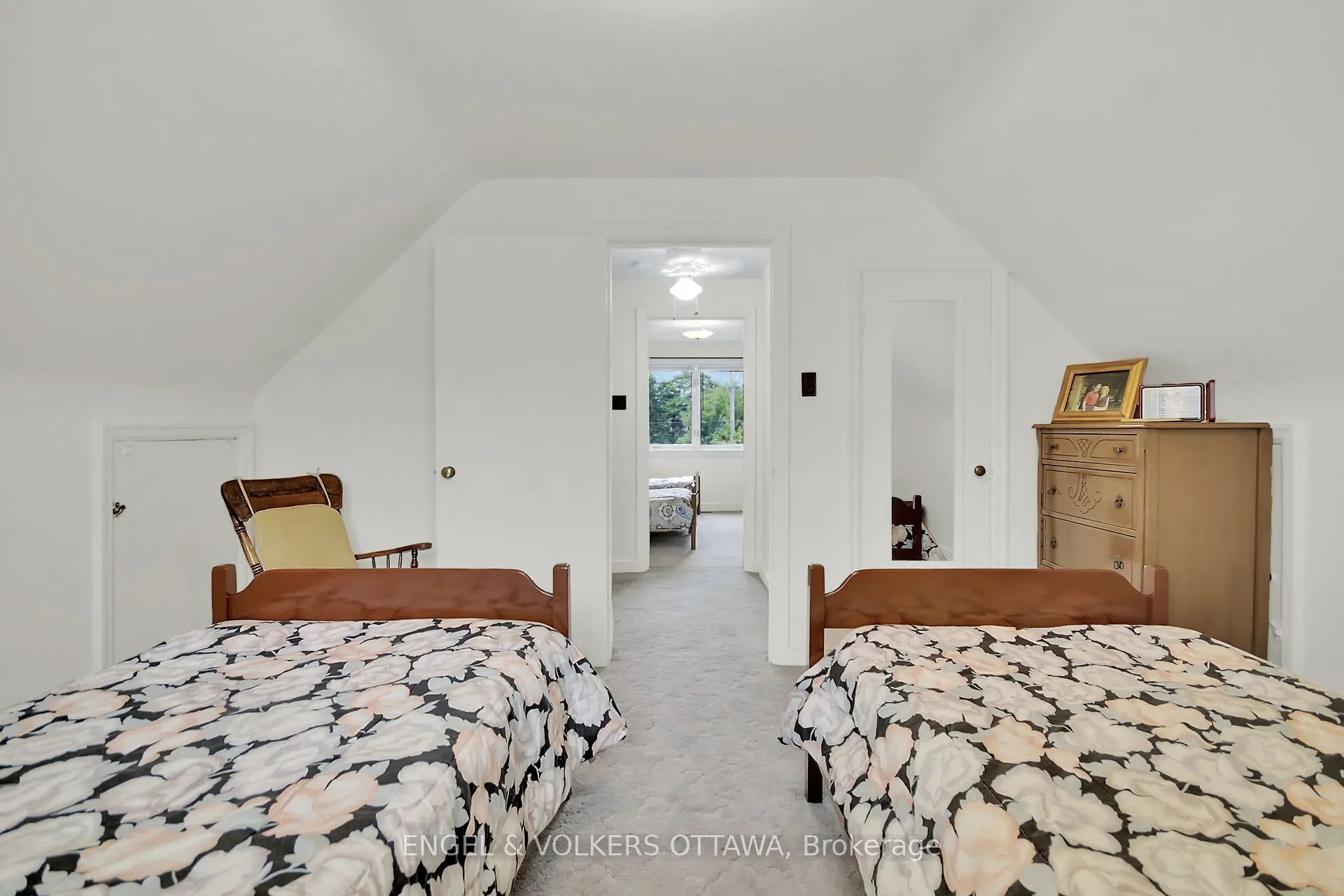 1 Joan Street
