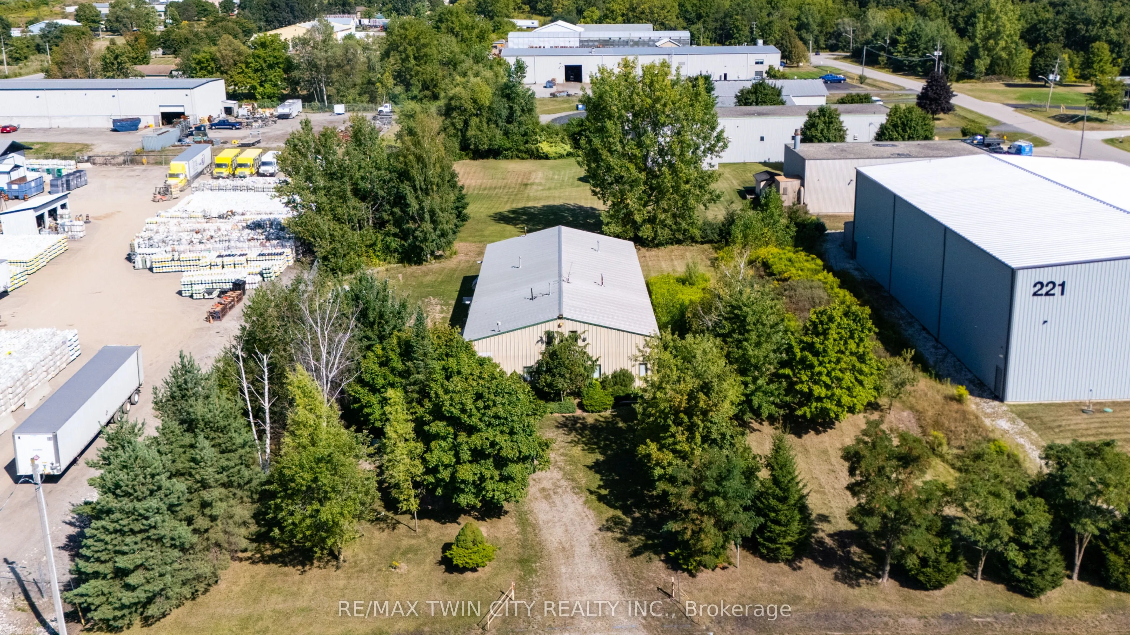 225 Black Walnut Road