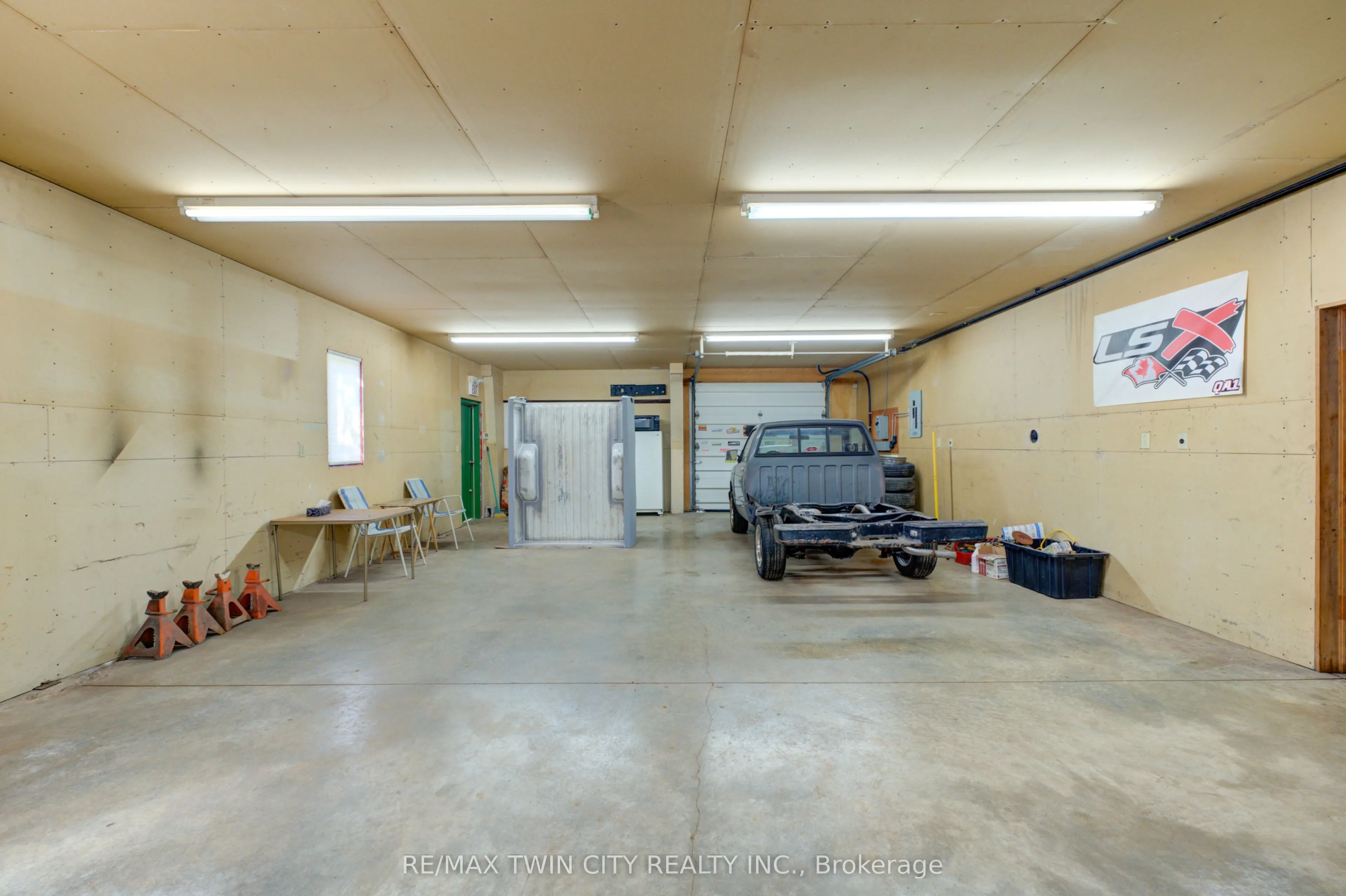 225 Black Walnut Road