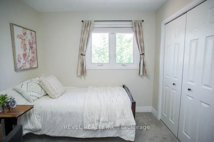 89 Dante Crescent