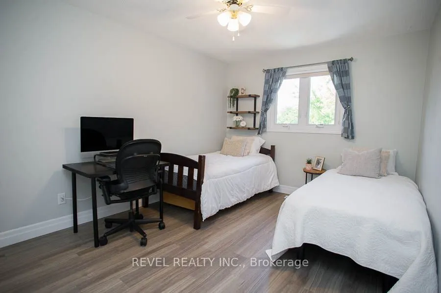 89 Dante Crescent