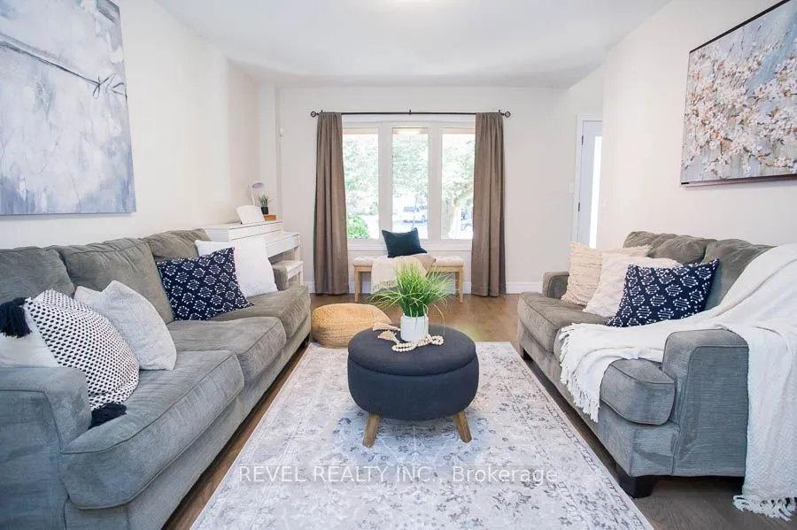 89 Dante Crescent
