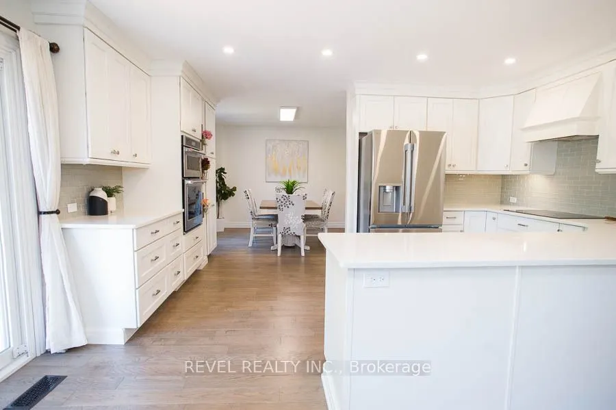 89 Dante Crescent