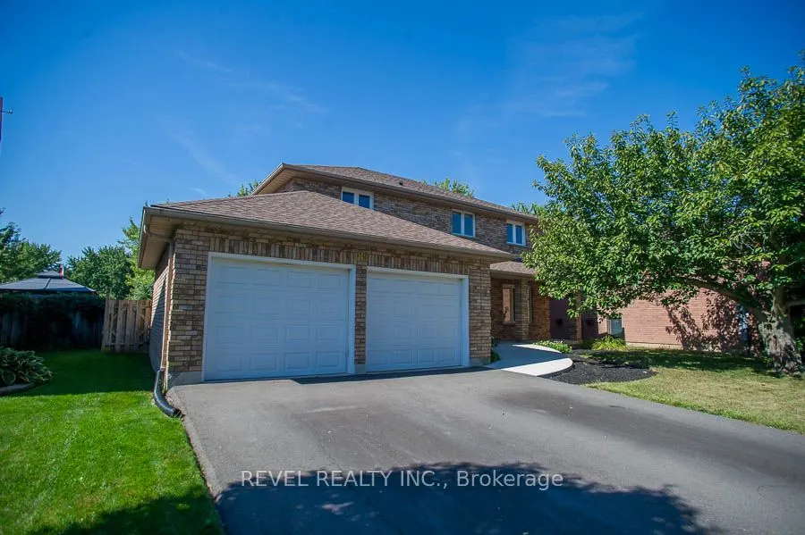 89 Dante Crescent