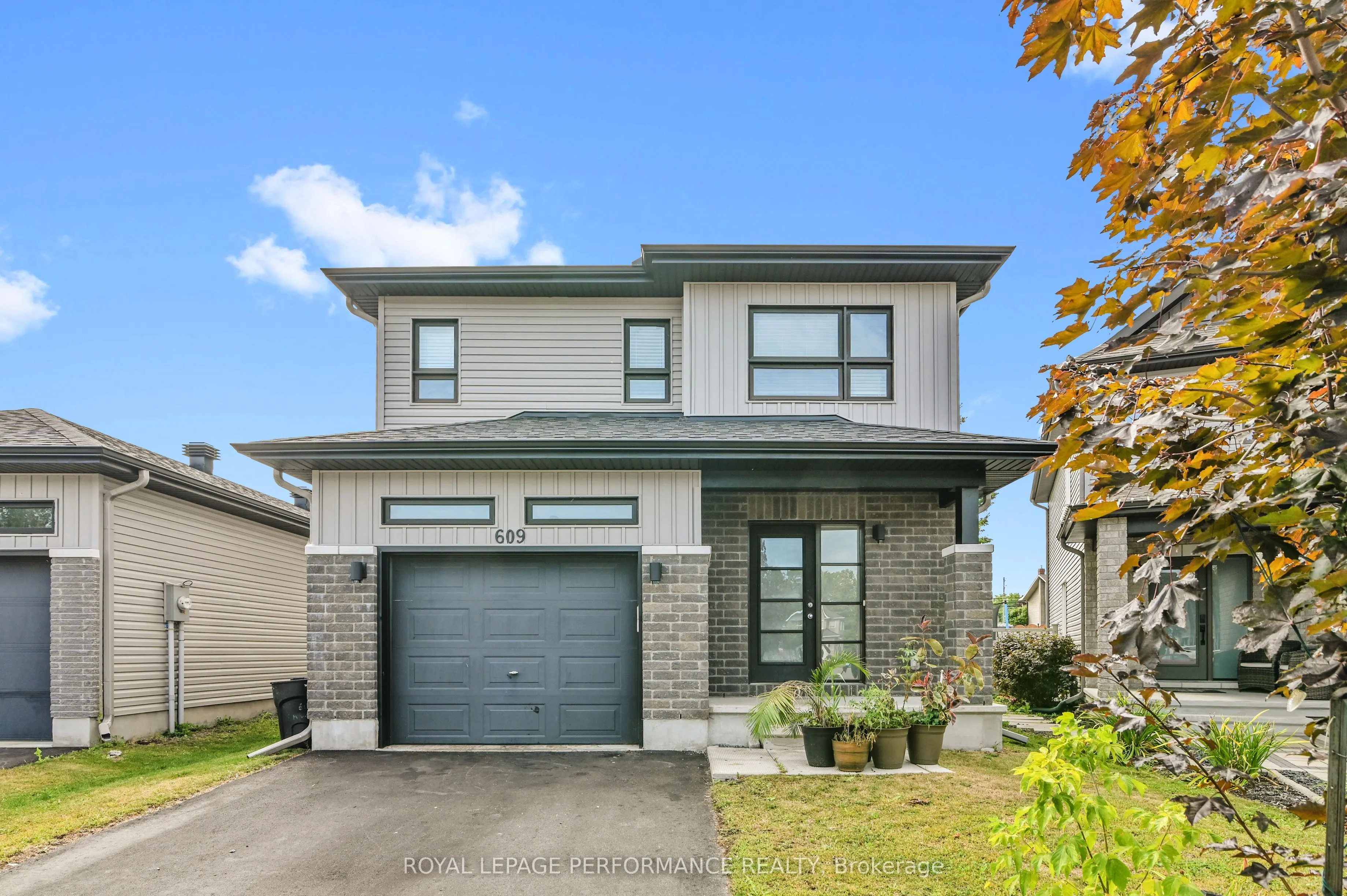 609 Robert Street