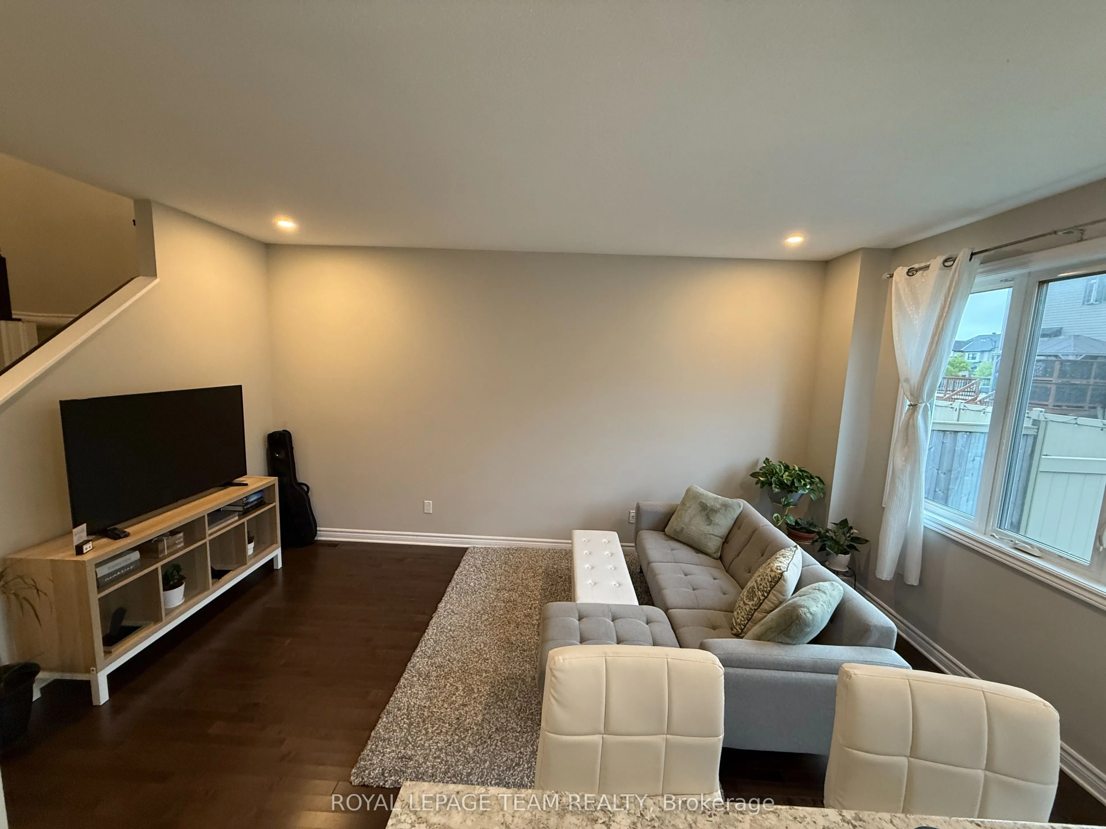 214 Bandelier Way