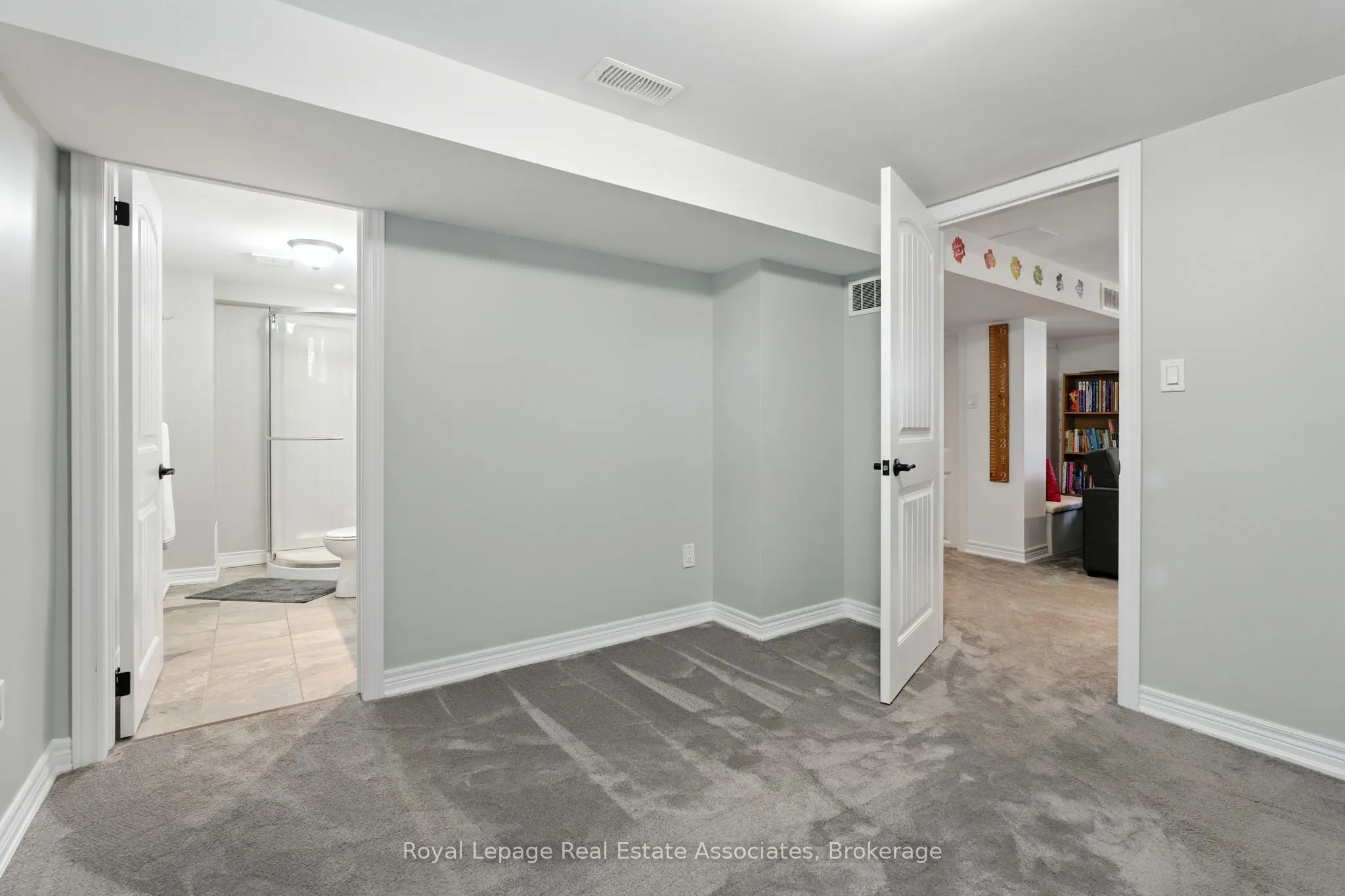 7 Deer Avenue