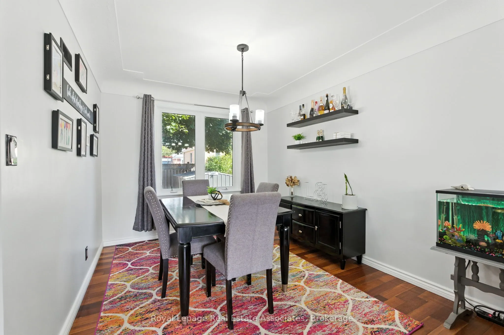 7 Deer Avenue