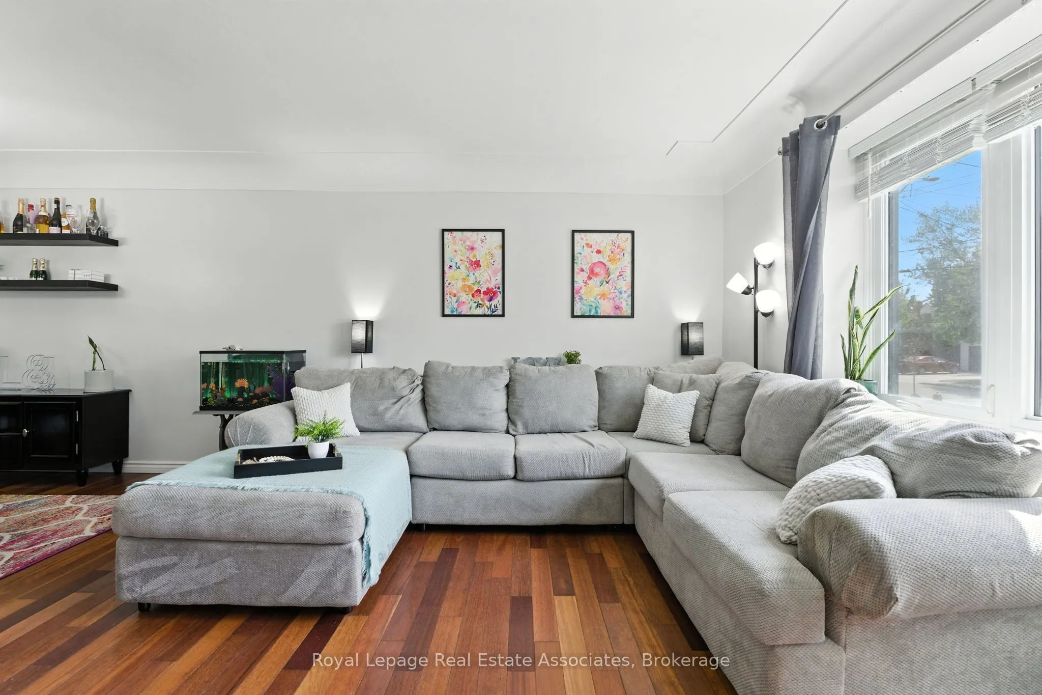 7 Deer Avenue
