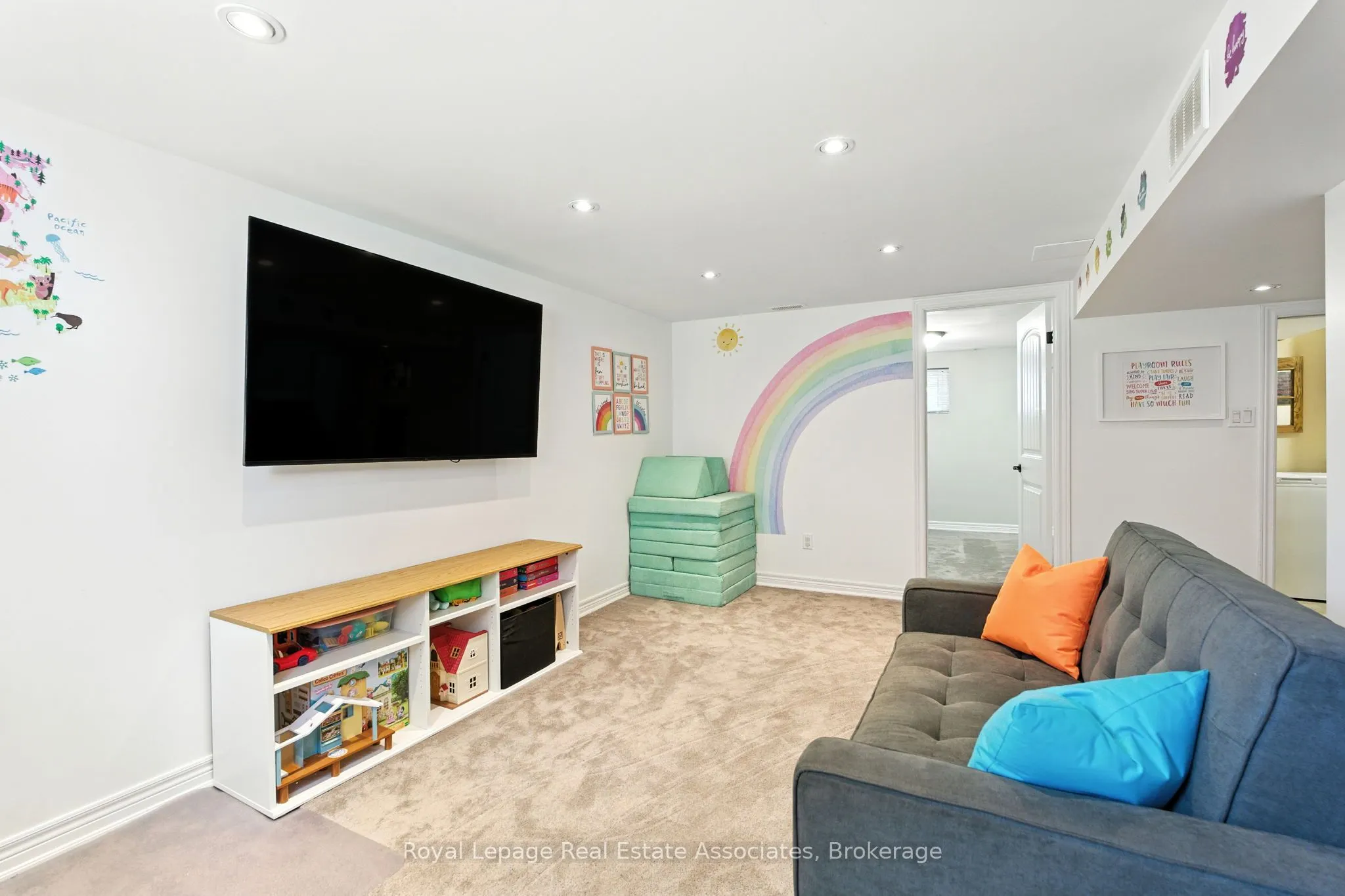 7 Deer Avenue