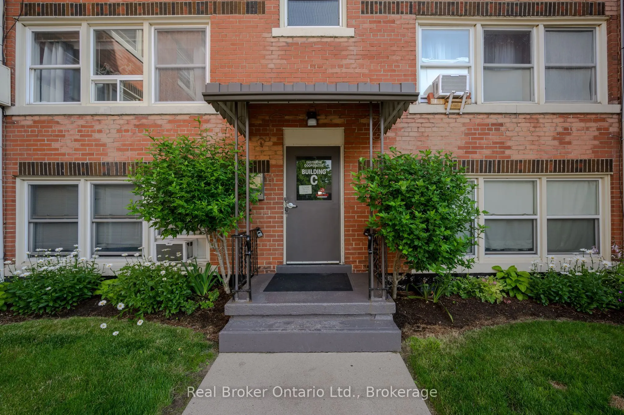 5 East 36th Street, #205C