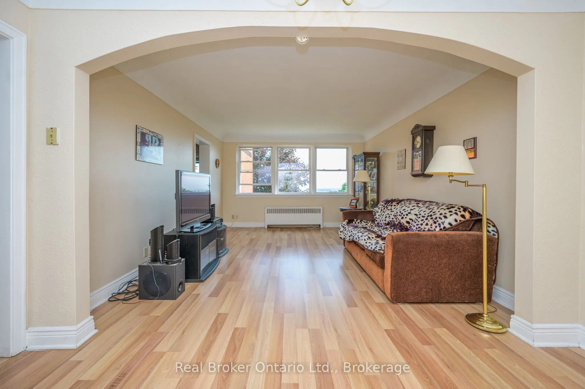 5 East 36th Street, #205C