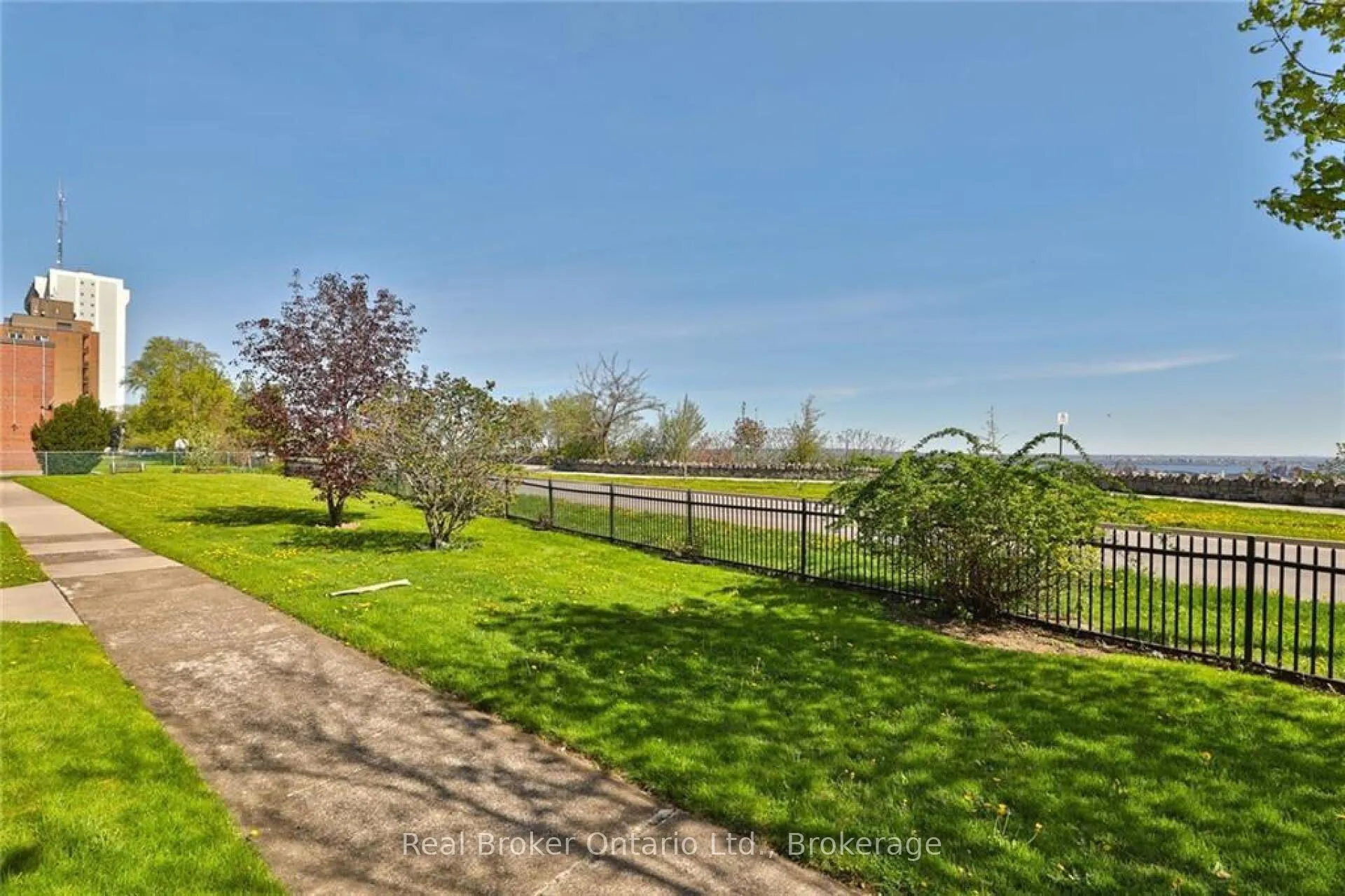 5 East 36th Street, #205C