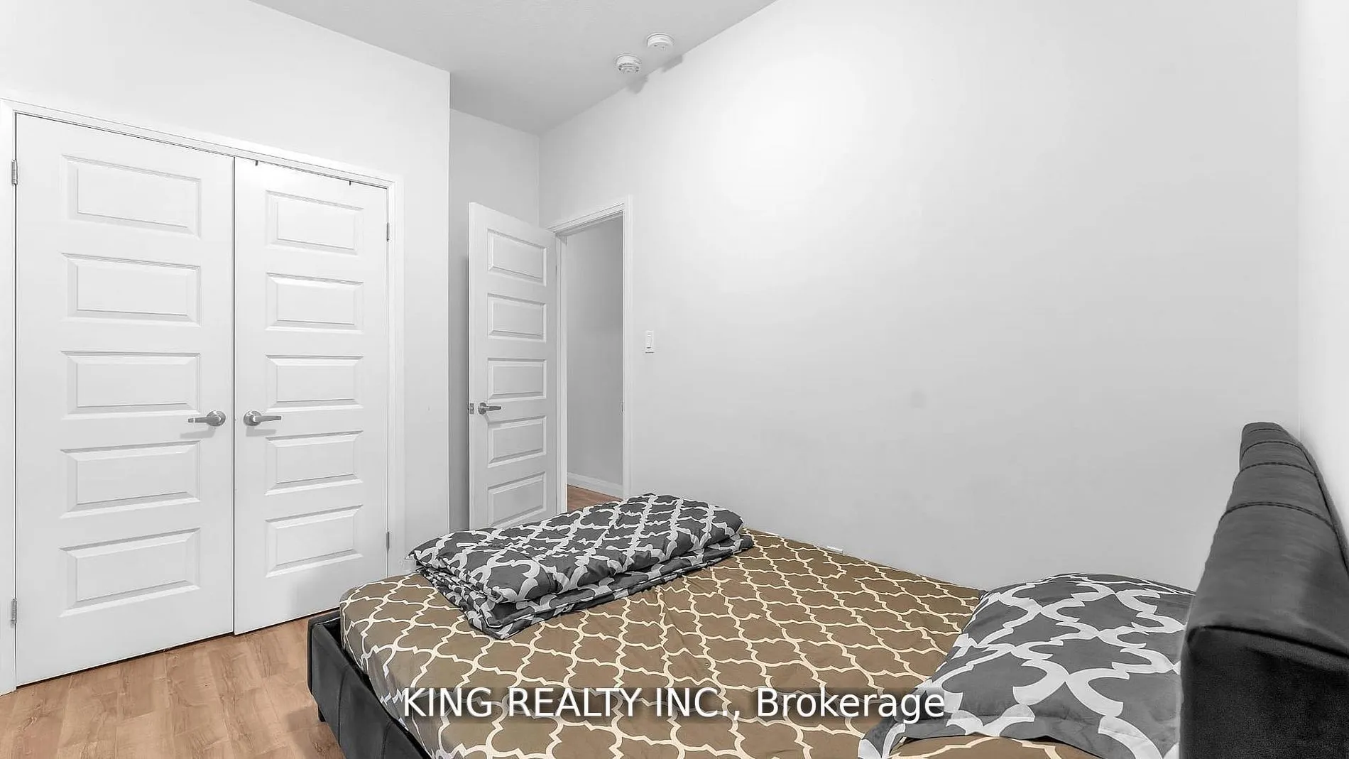 819 KLEINBURG Drive, #55