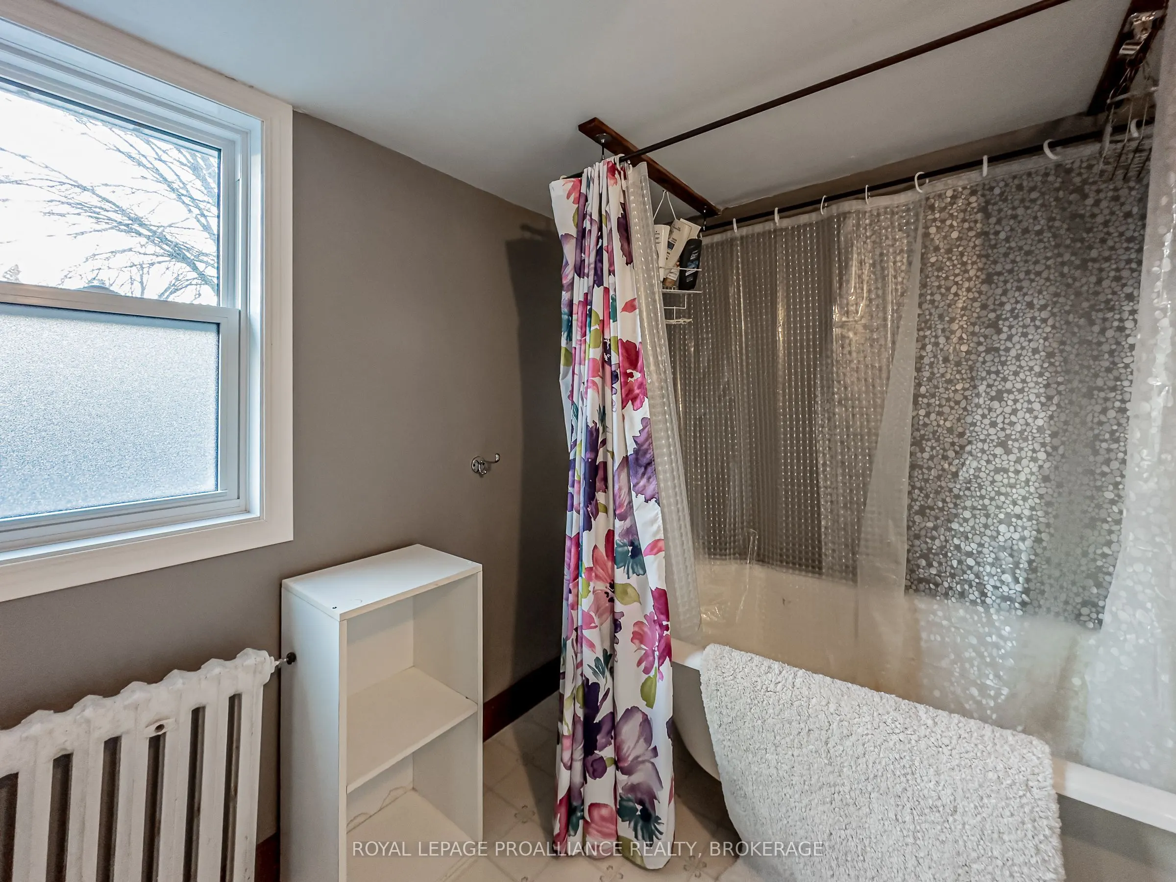 102 Livingston Avenue