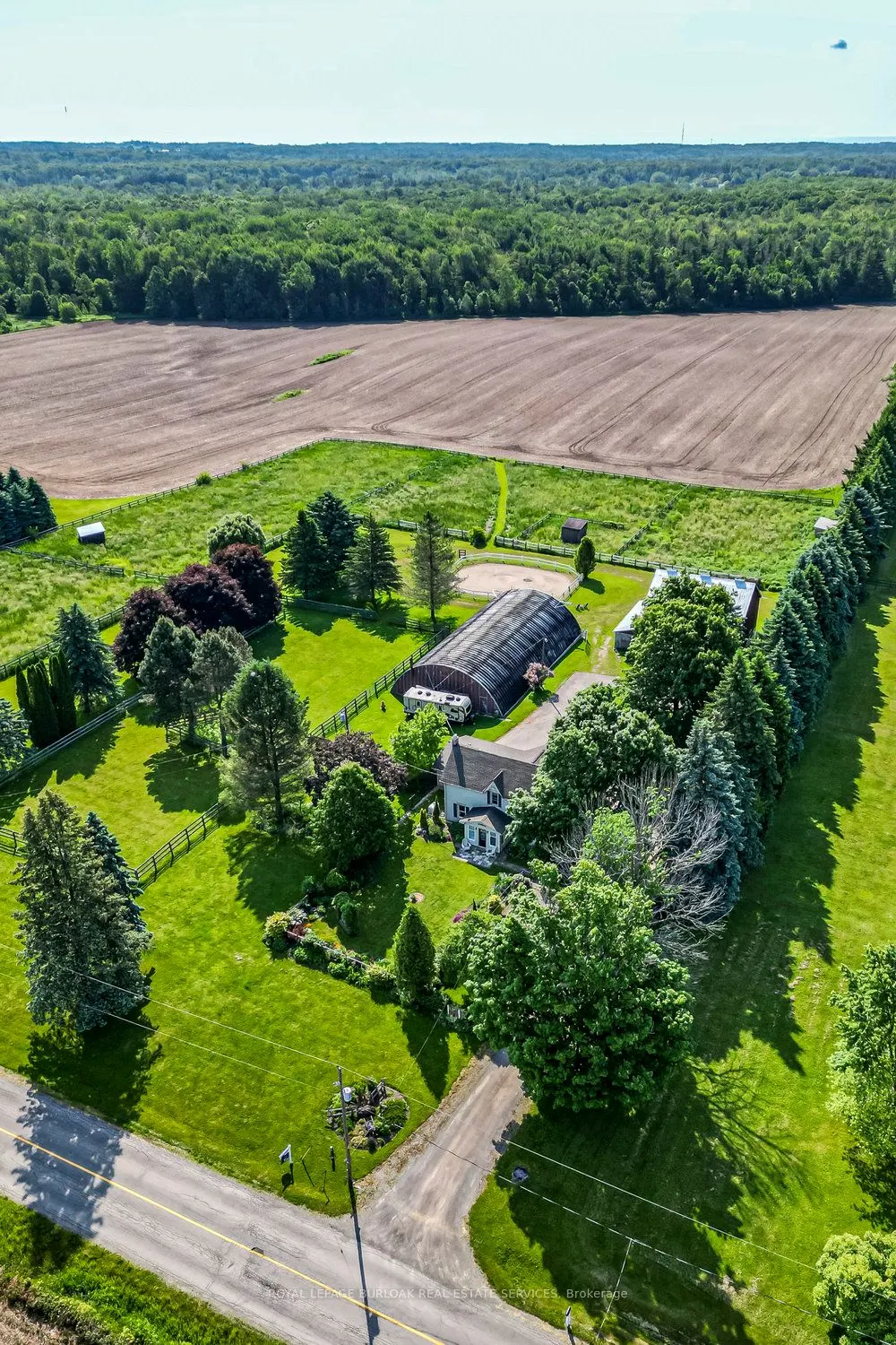 516 Concession 7 Road E