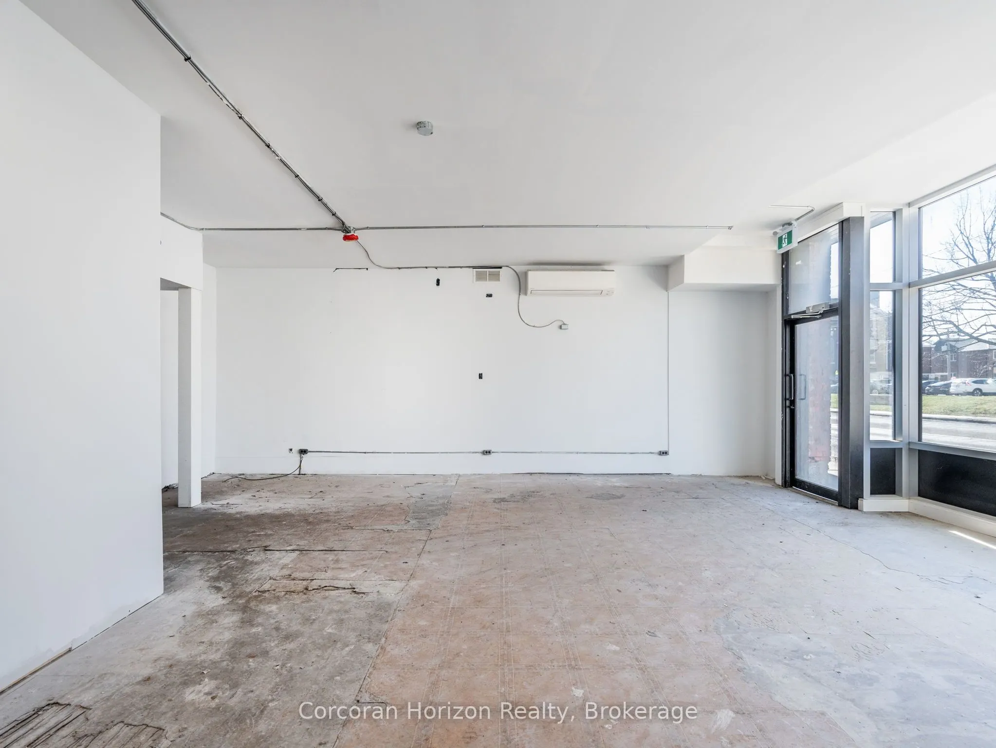 681 Barton Street East Street E, #Main