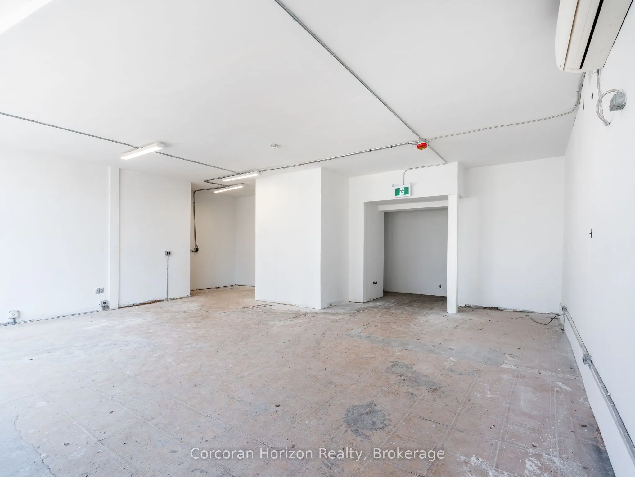 681 Barton Street East Street E, #Main