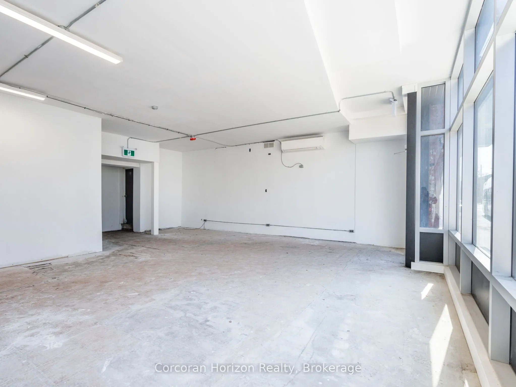 681 Barton Street East Street E, #Main
