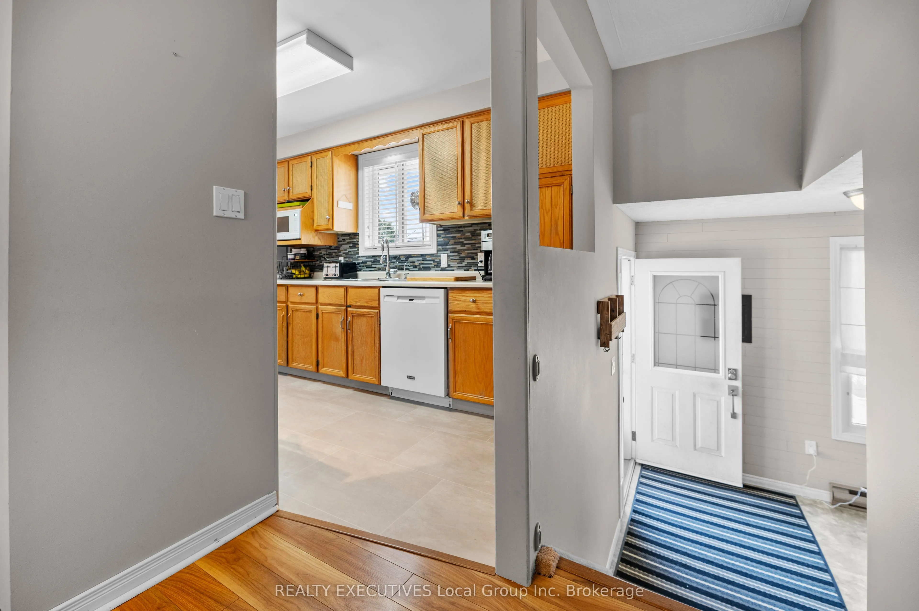 534 BROMLEY Avenue