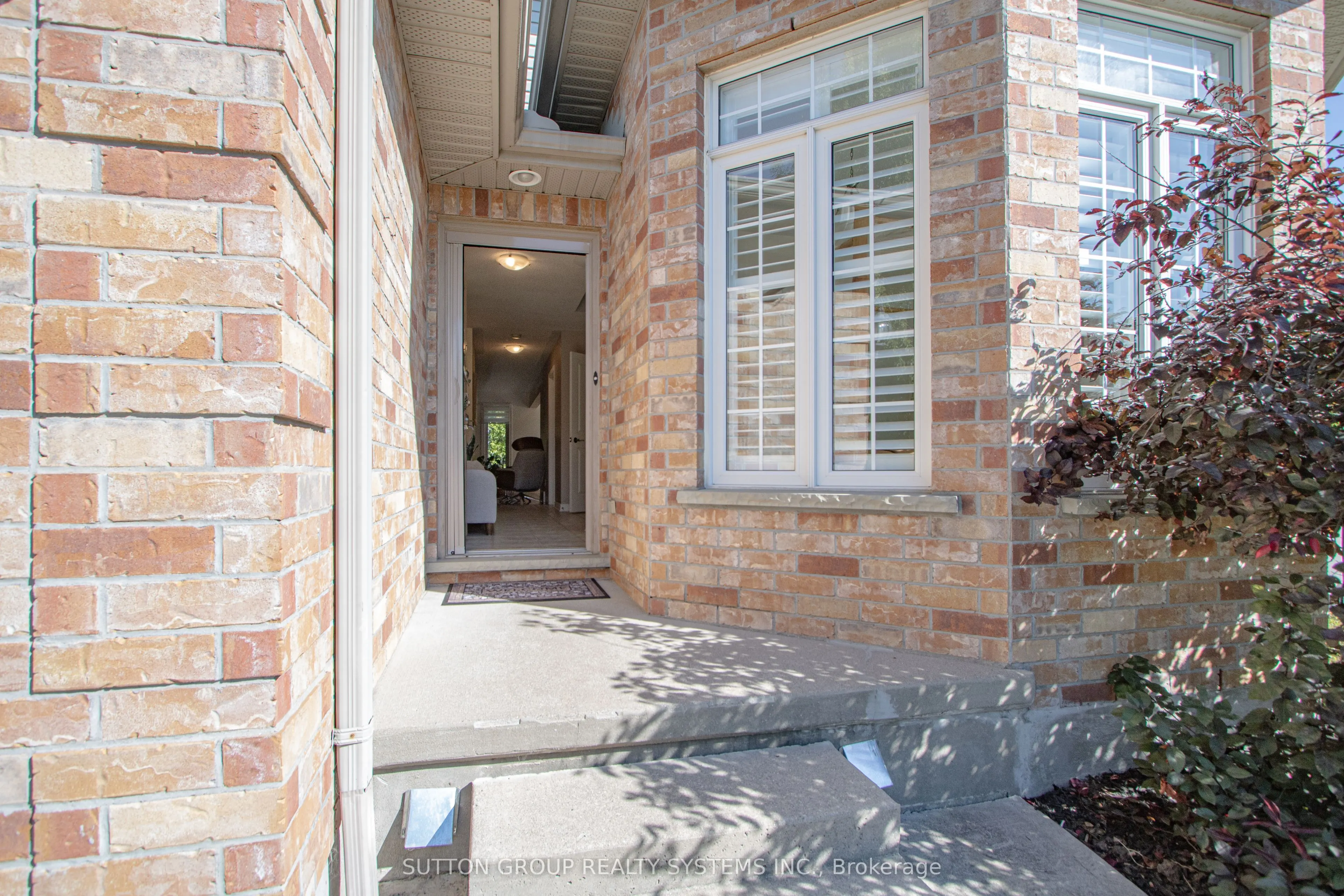 82 Cobblestone Street