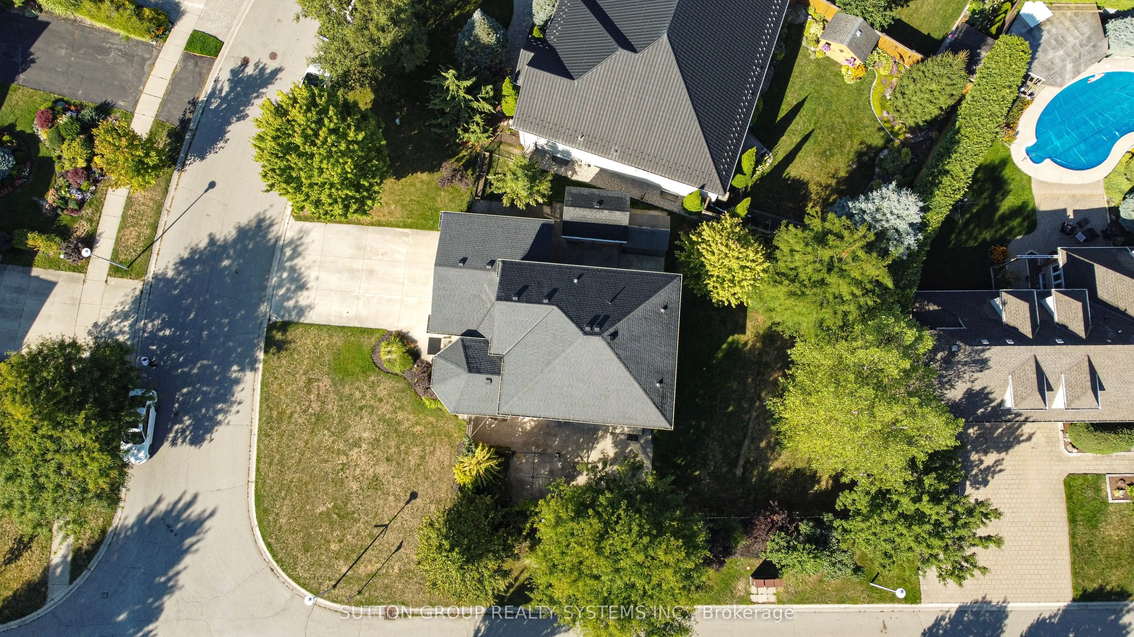 82 Cobblestone Street
