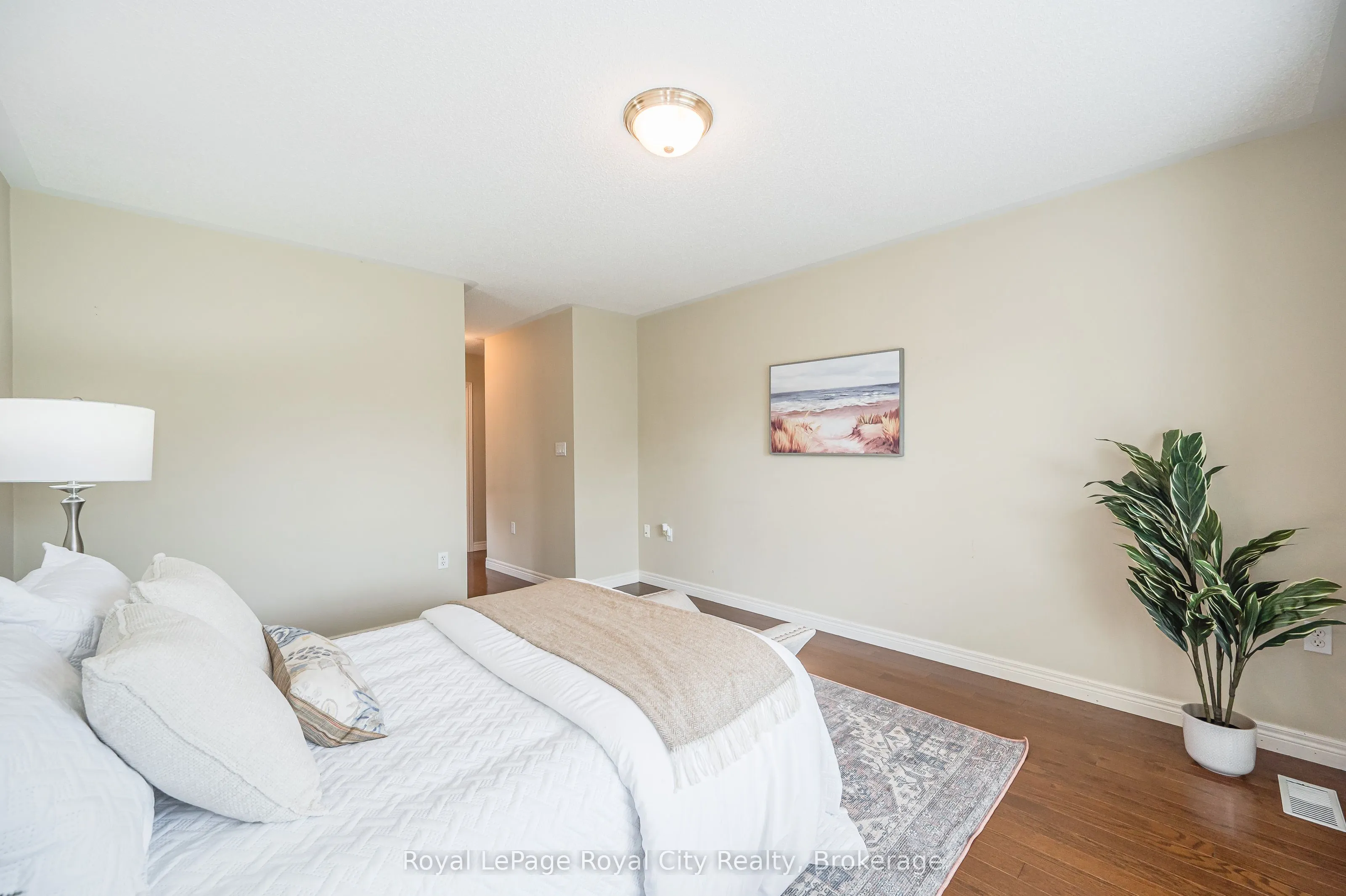 24 Beechlawn Boulevard, #N/A