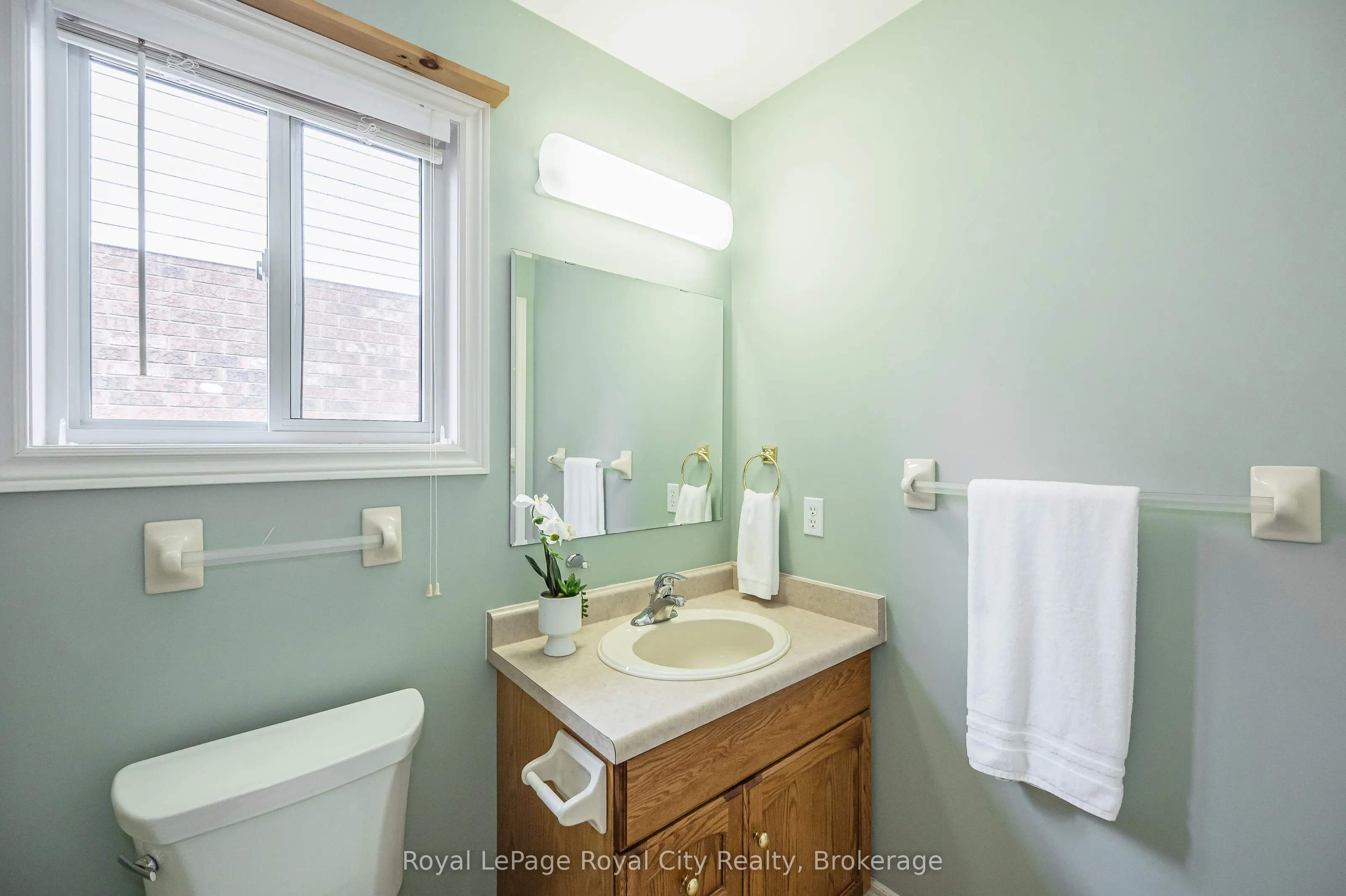 24 Beechlawn Boulevard, #N/A